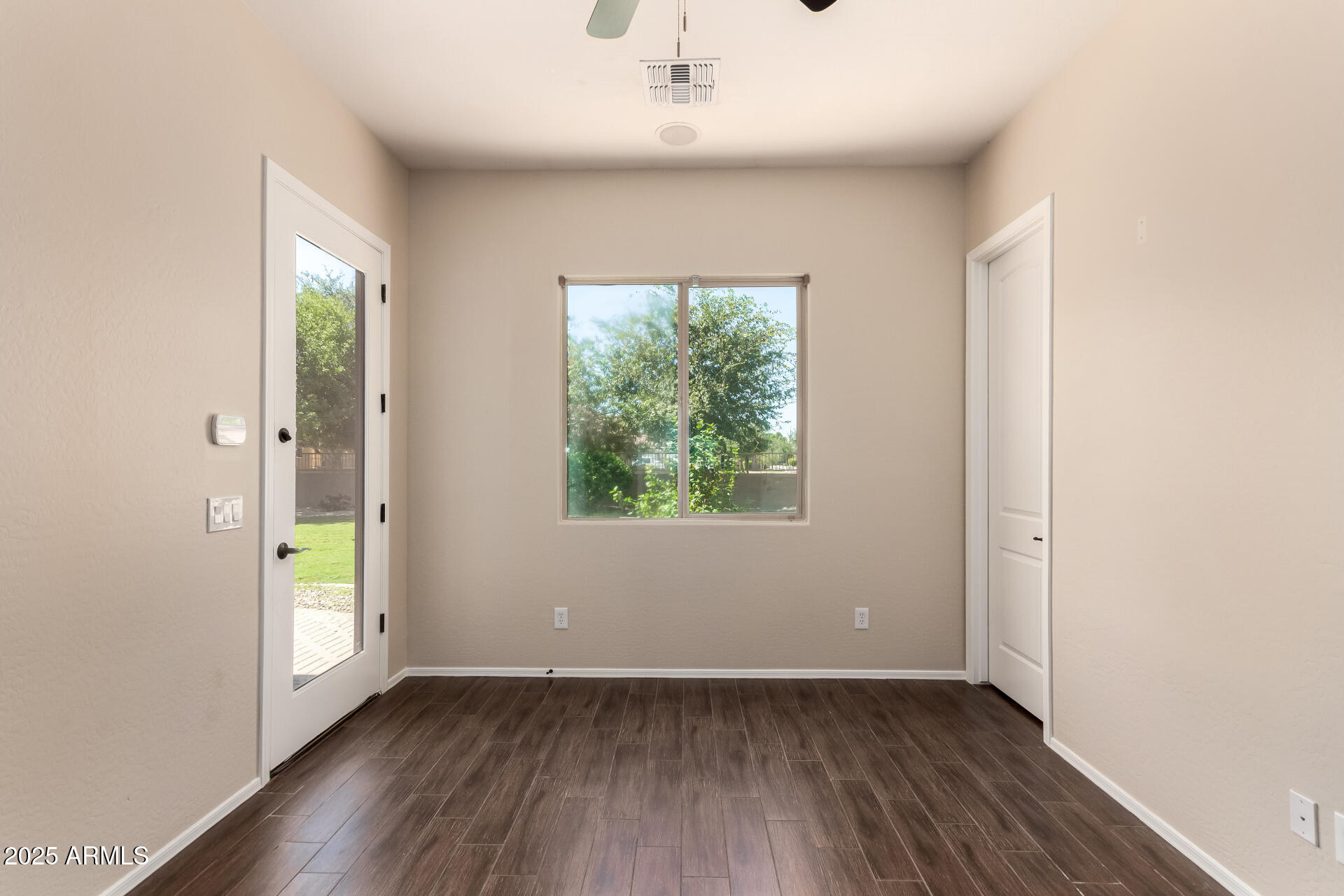 24284 S 211TH Street