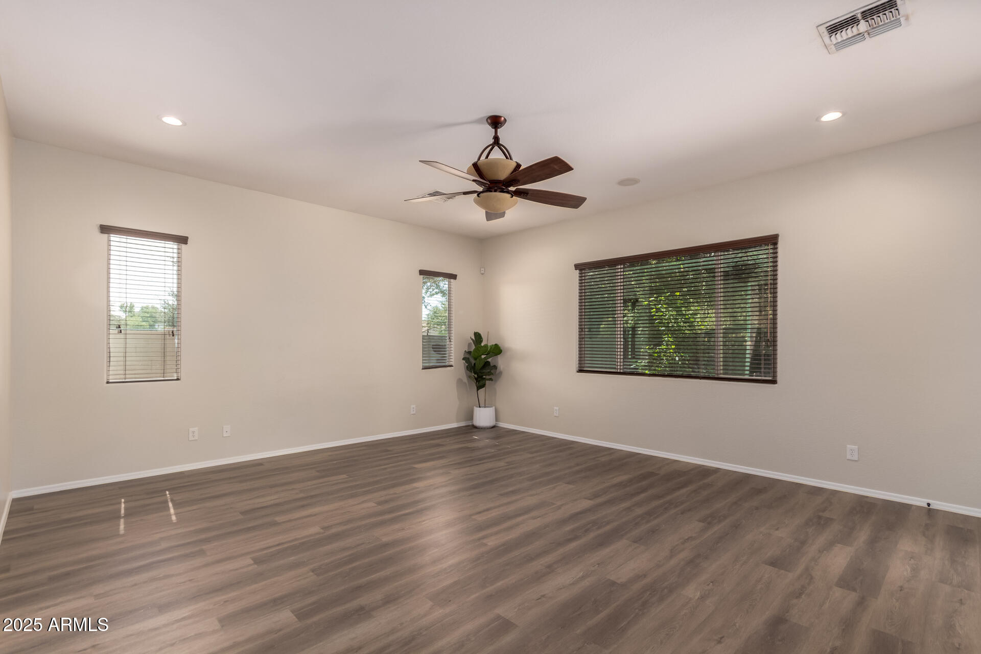 24284 S 211TH Street