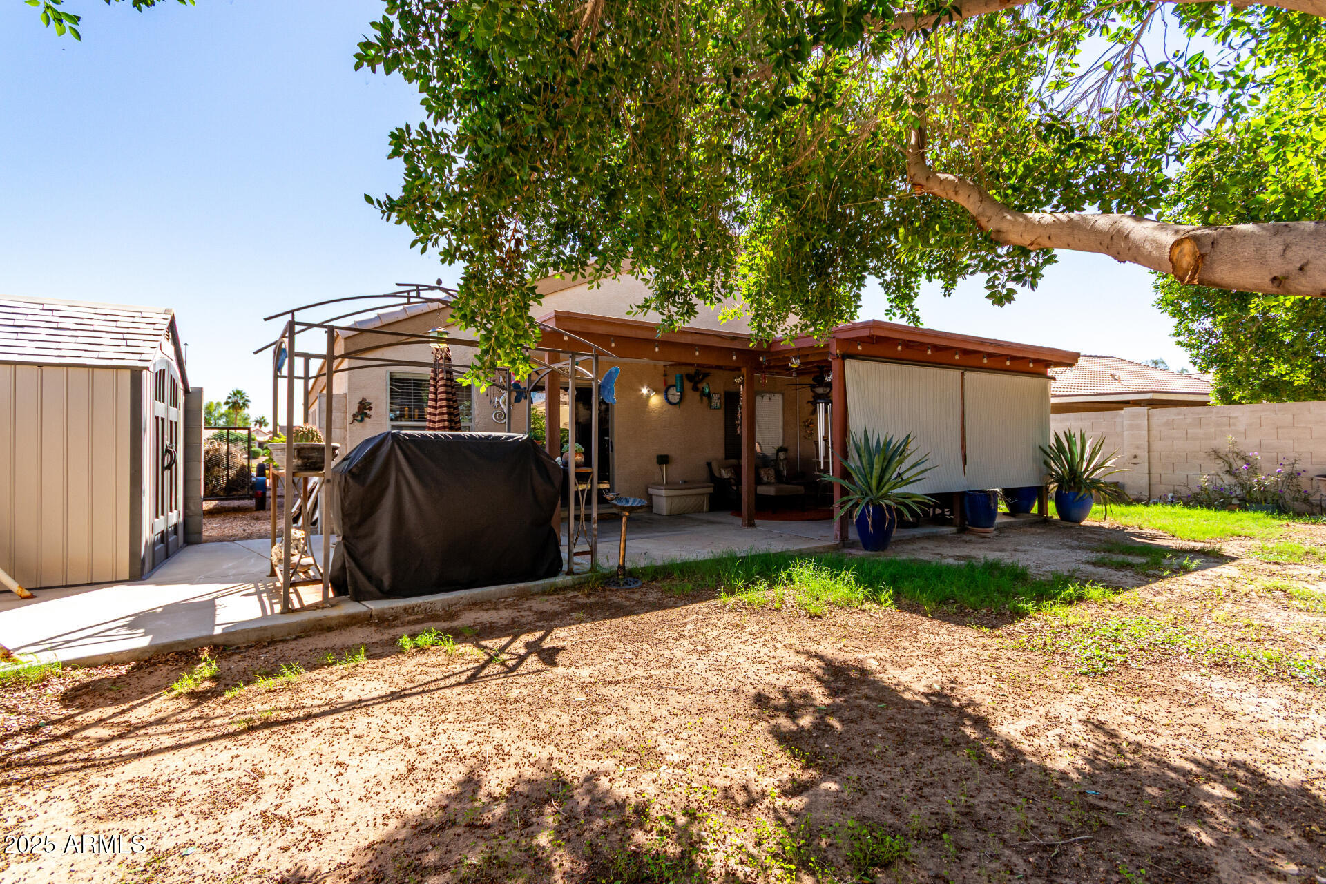 1942 S THUNDERBIRD Drive