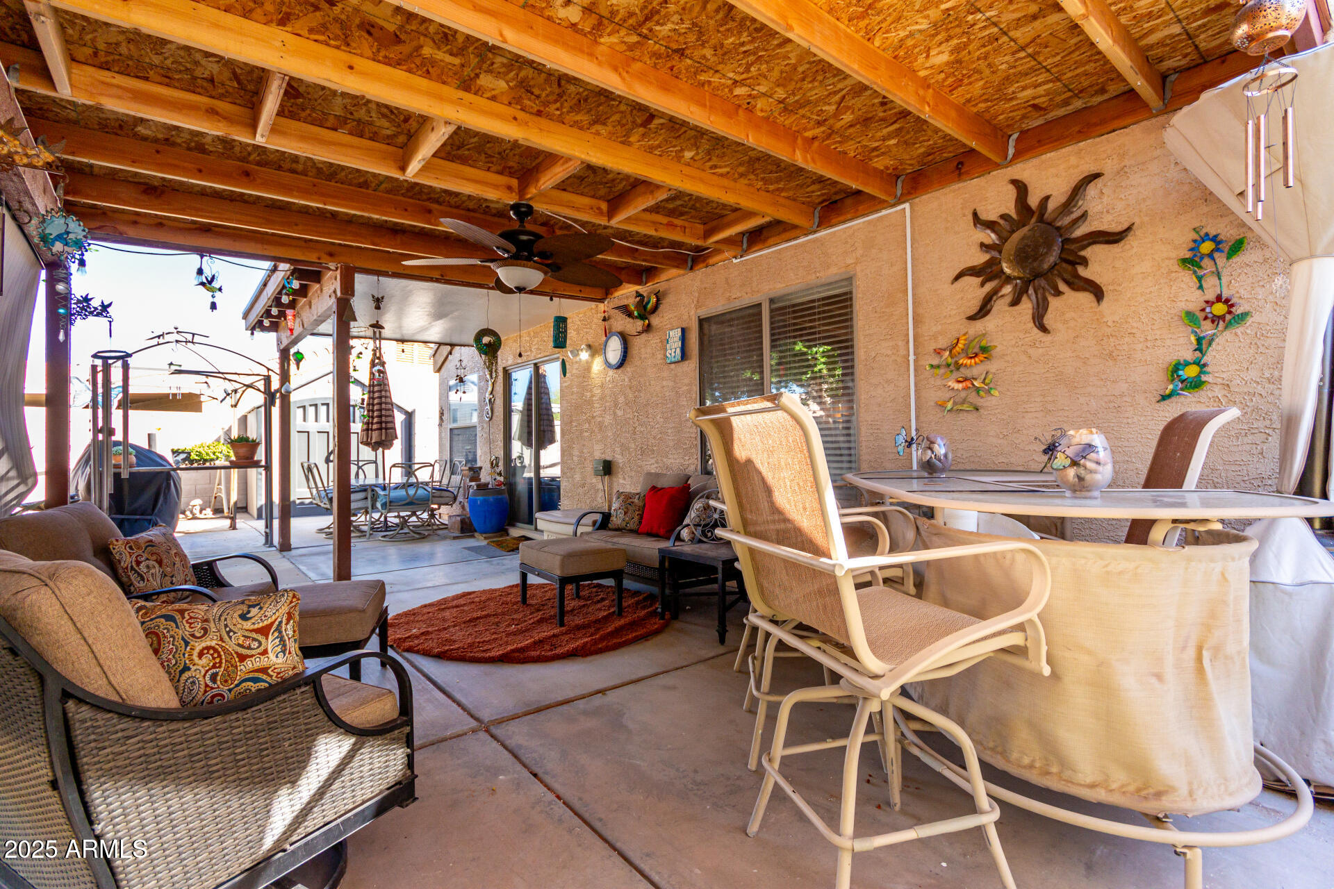 1942 S THUNDERBIRD Drive