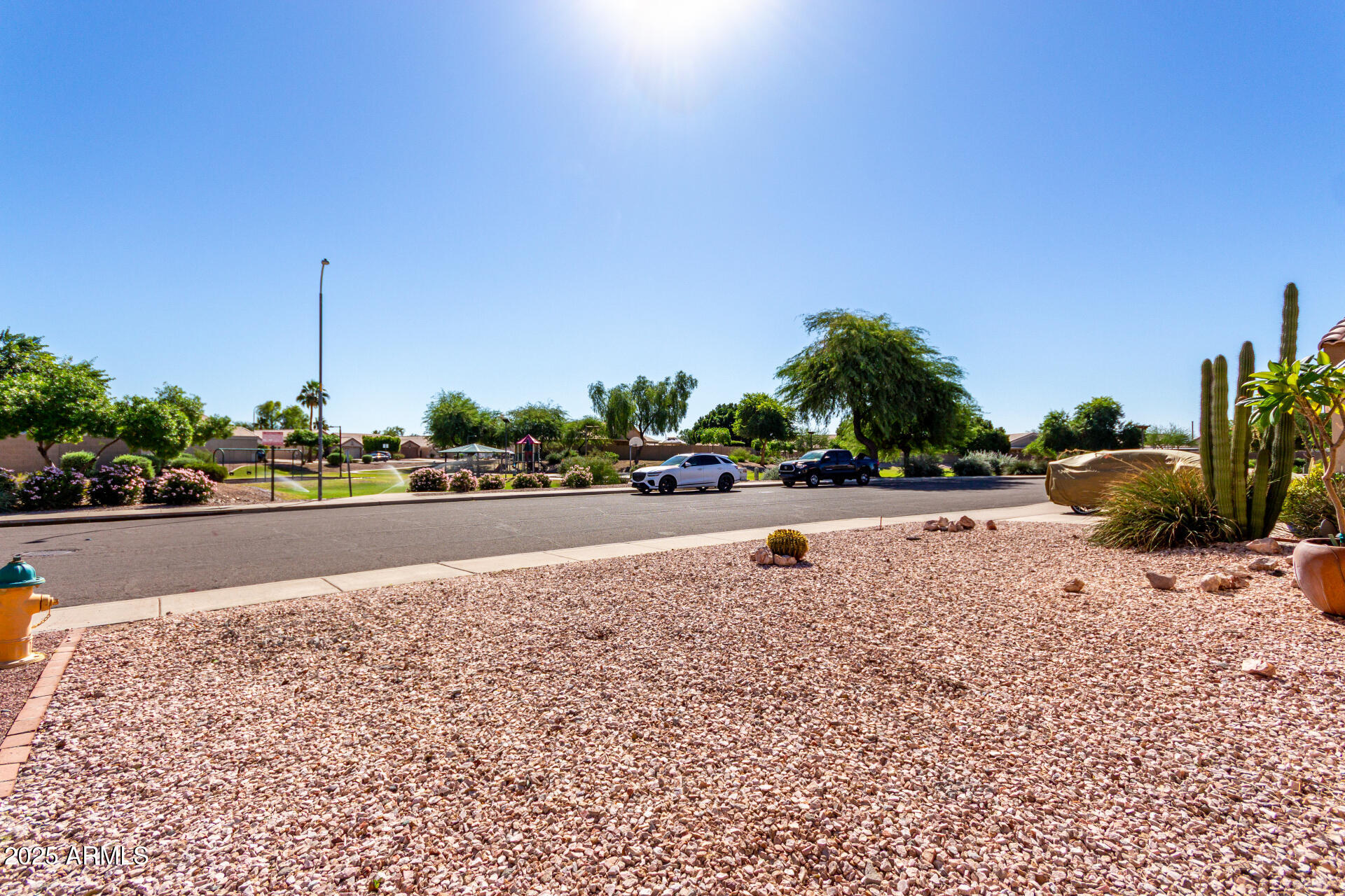 1942 S THUNDERBIRD Drive
