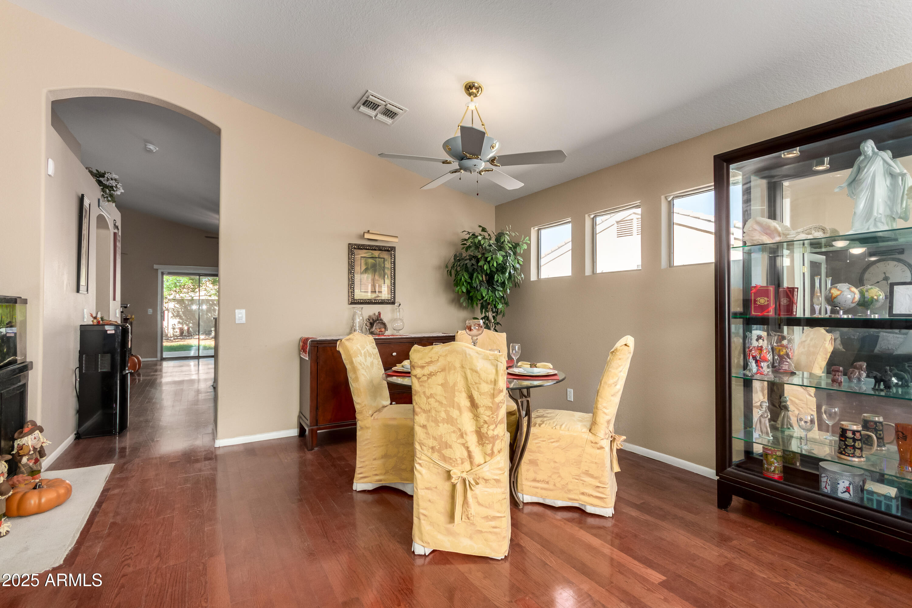 1942 S THUNDERBIRD Drive