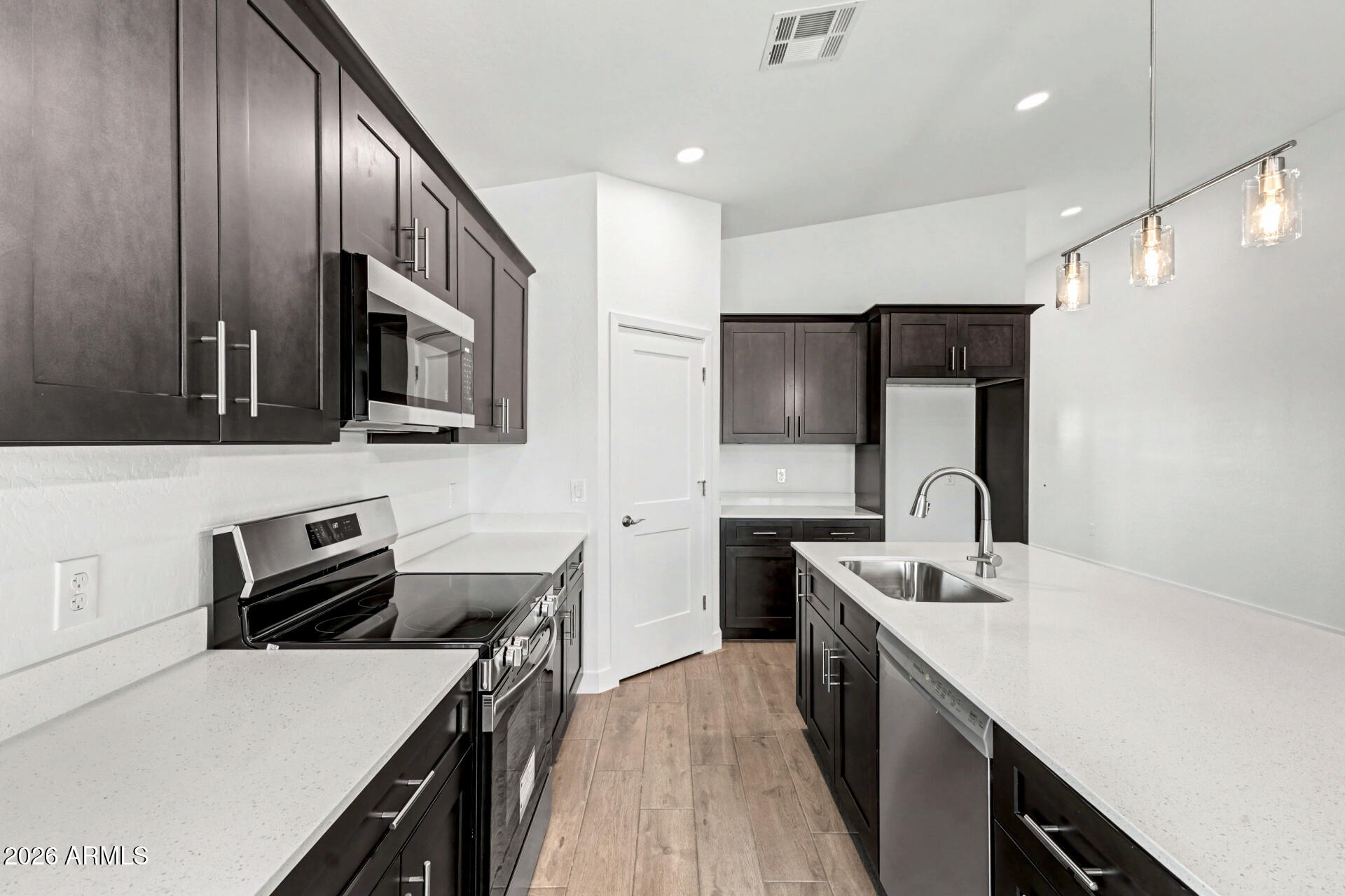 9786 W APPALOOSA Trail