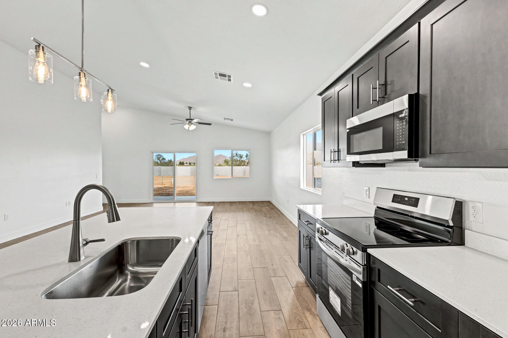 9786 W APPALOOSA Trail