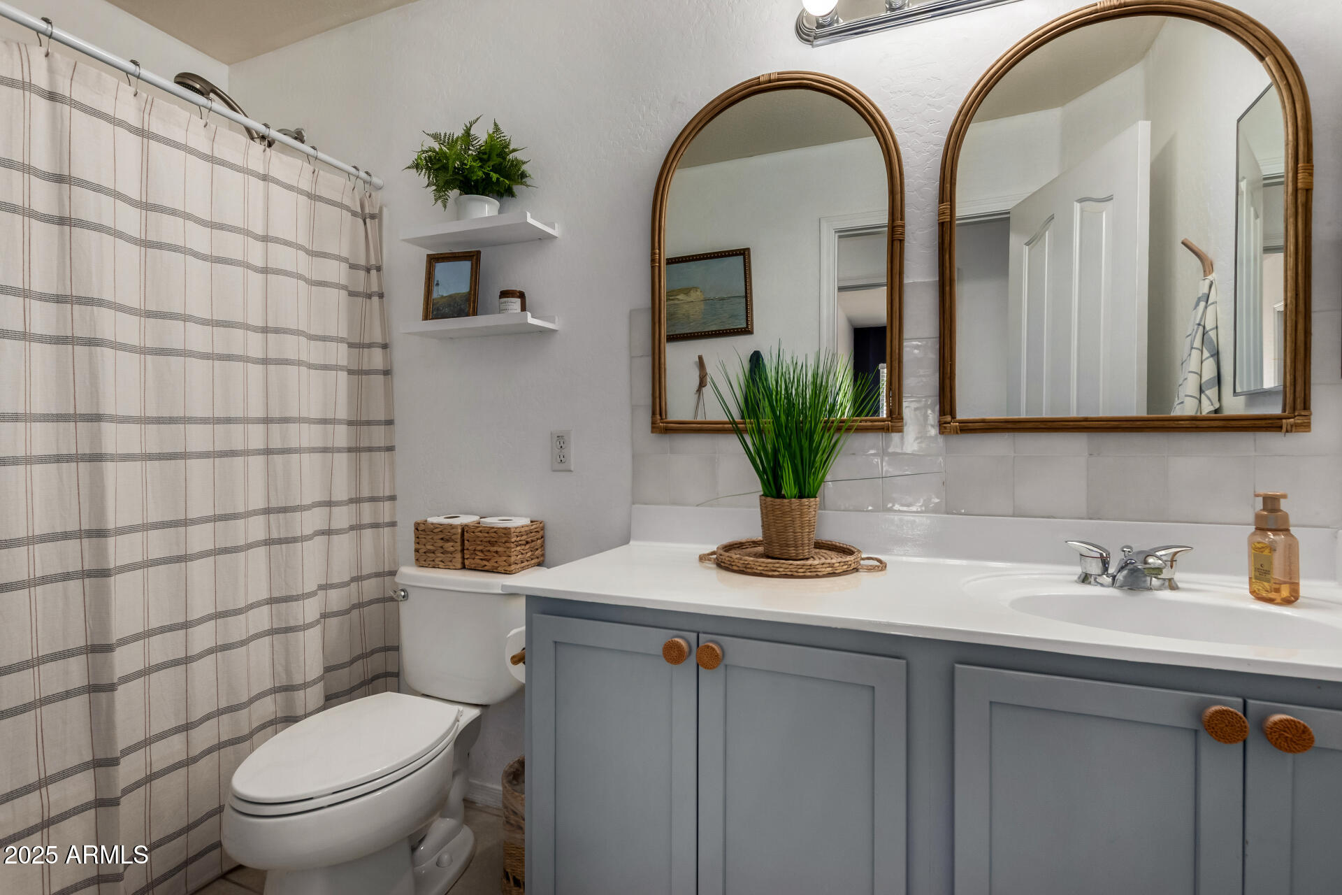 28034 N CRYSTAL Lane