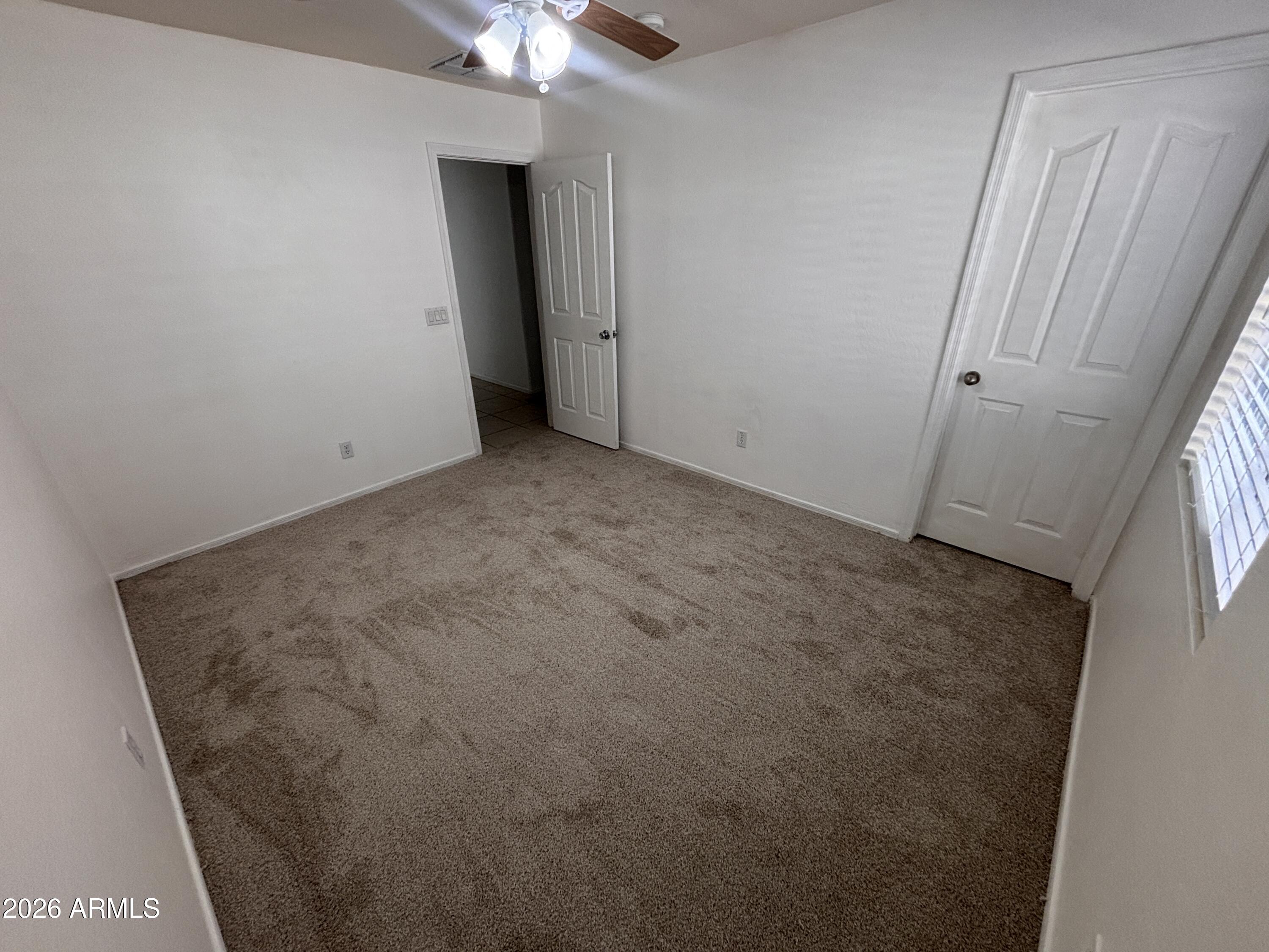 28034 N CRYSTAL Lane