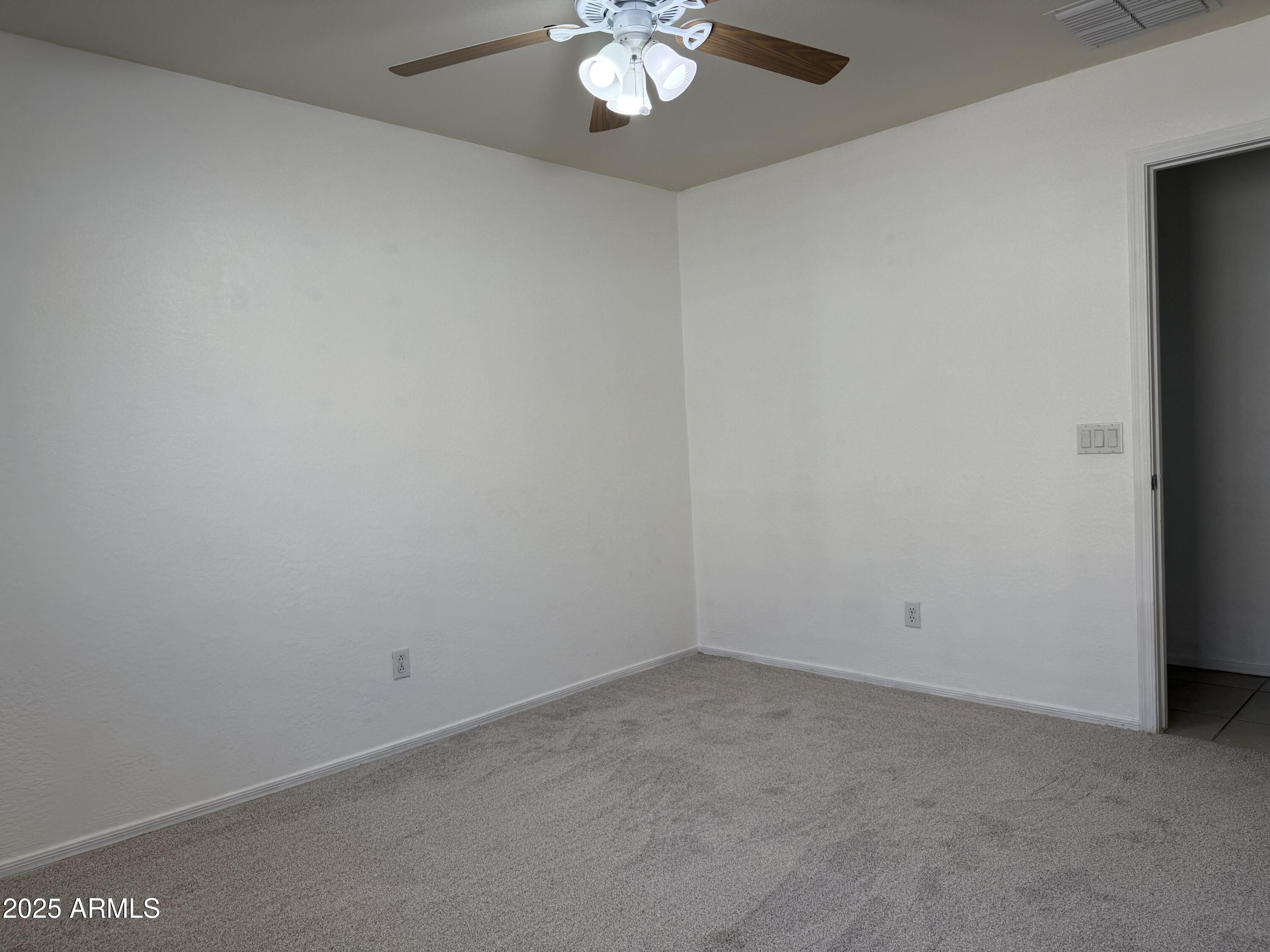 28034 N CRYSTAL Lane