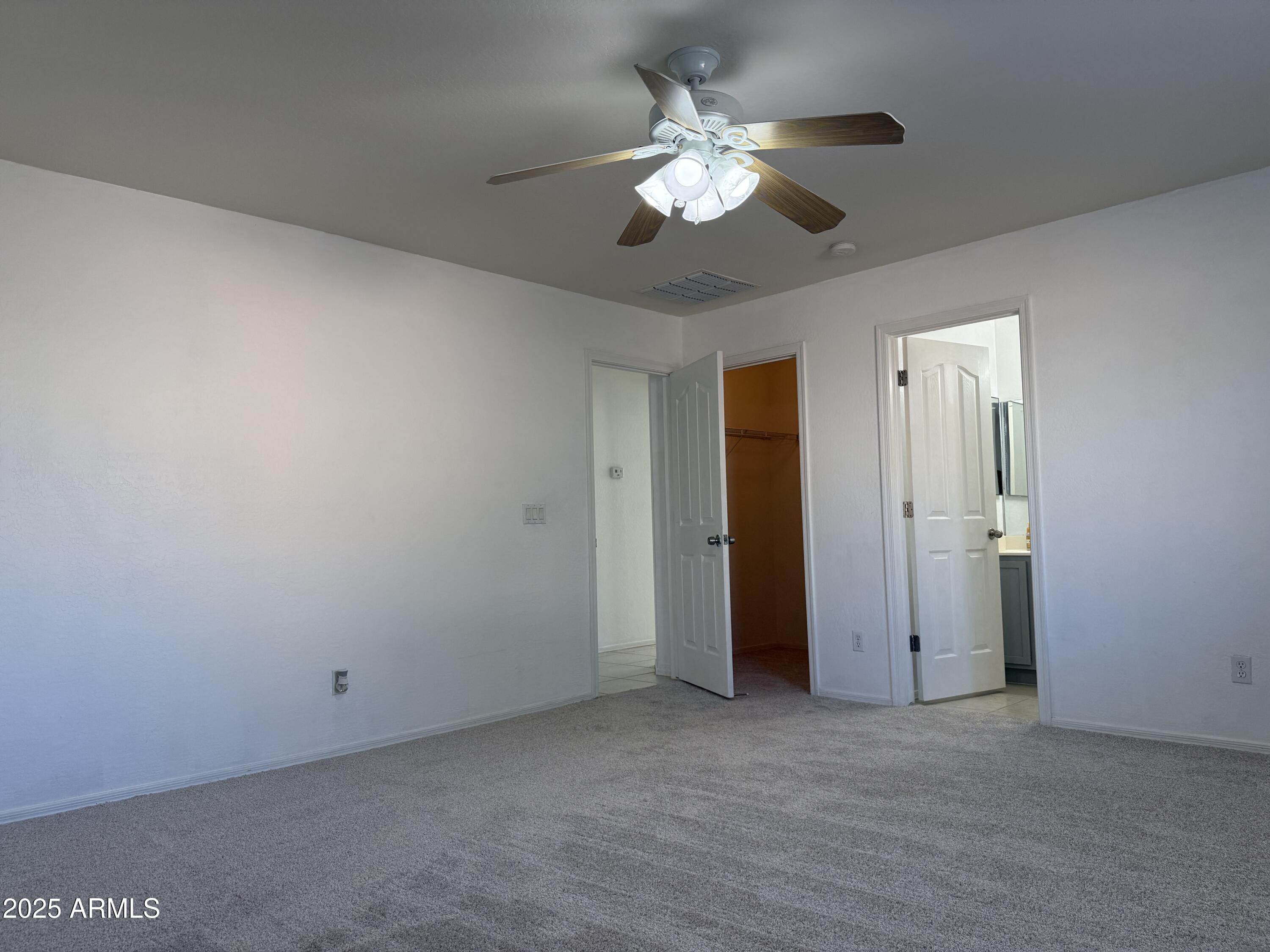 28034 N CRYSTAL Lane