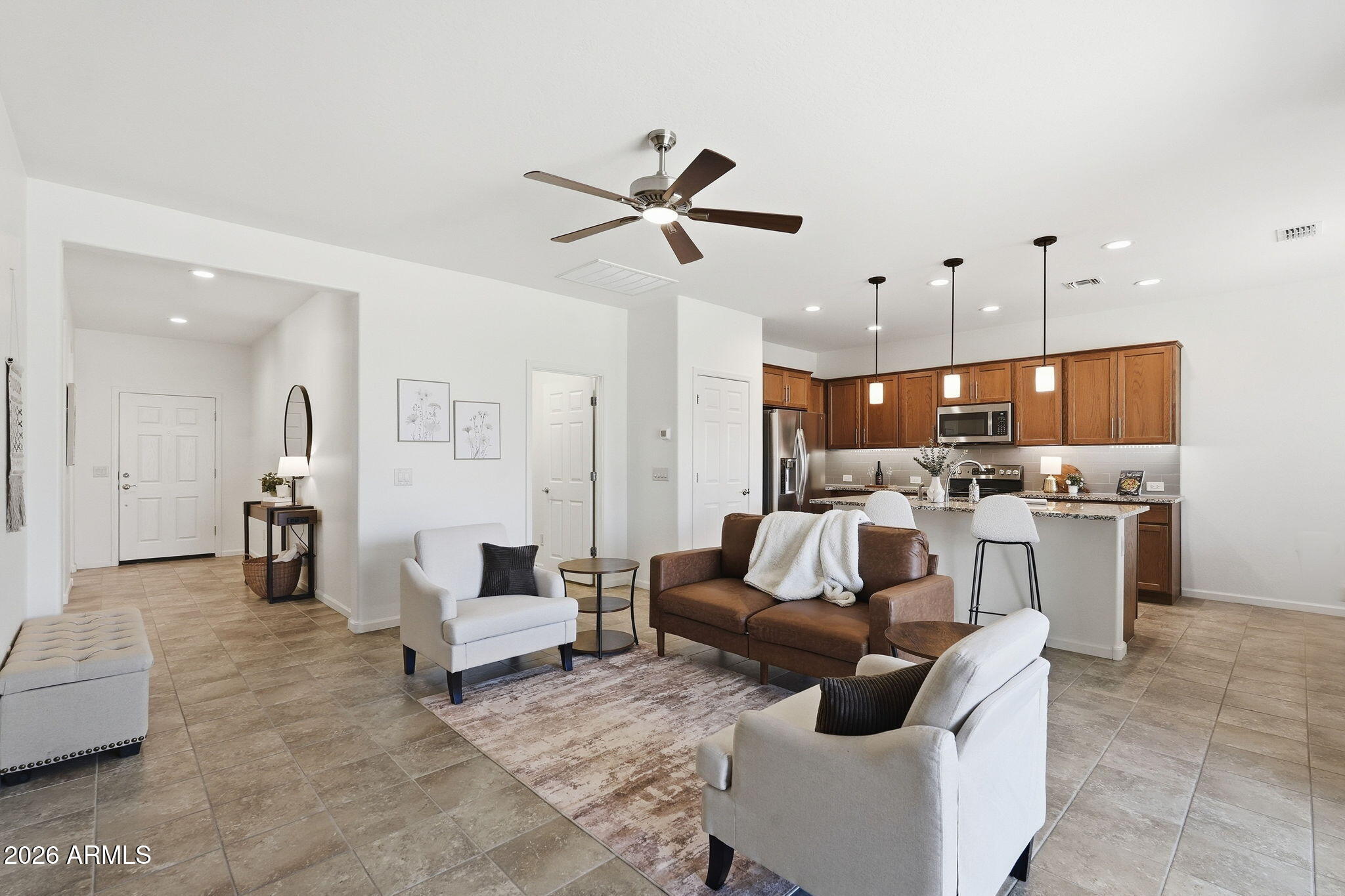 4104 W SPOTTED PONY Way