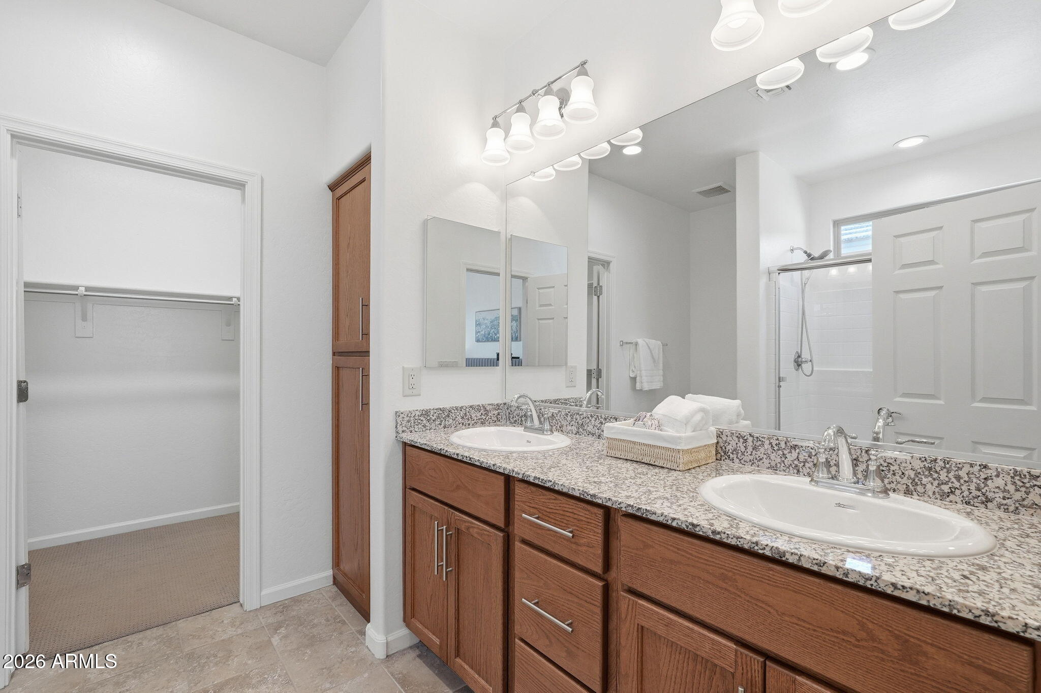4104 W SPOTTED PONY Way