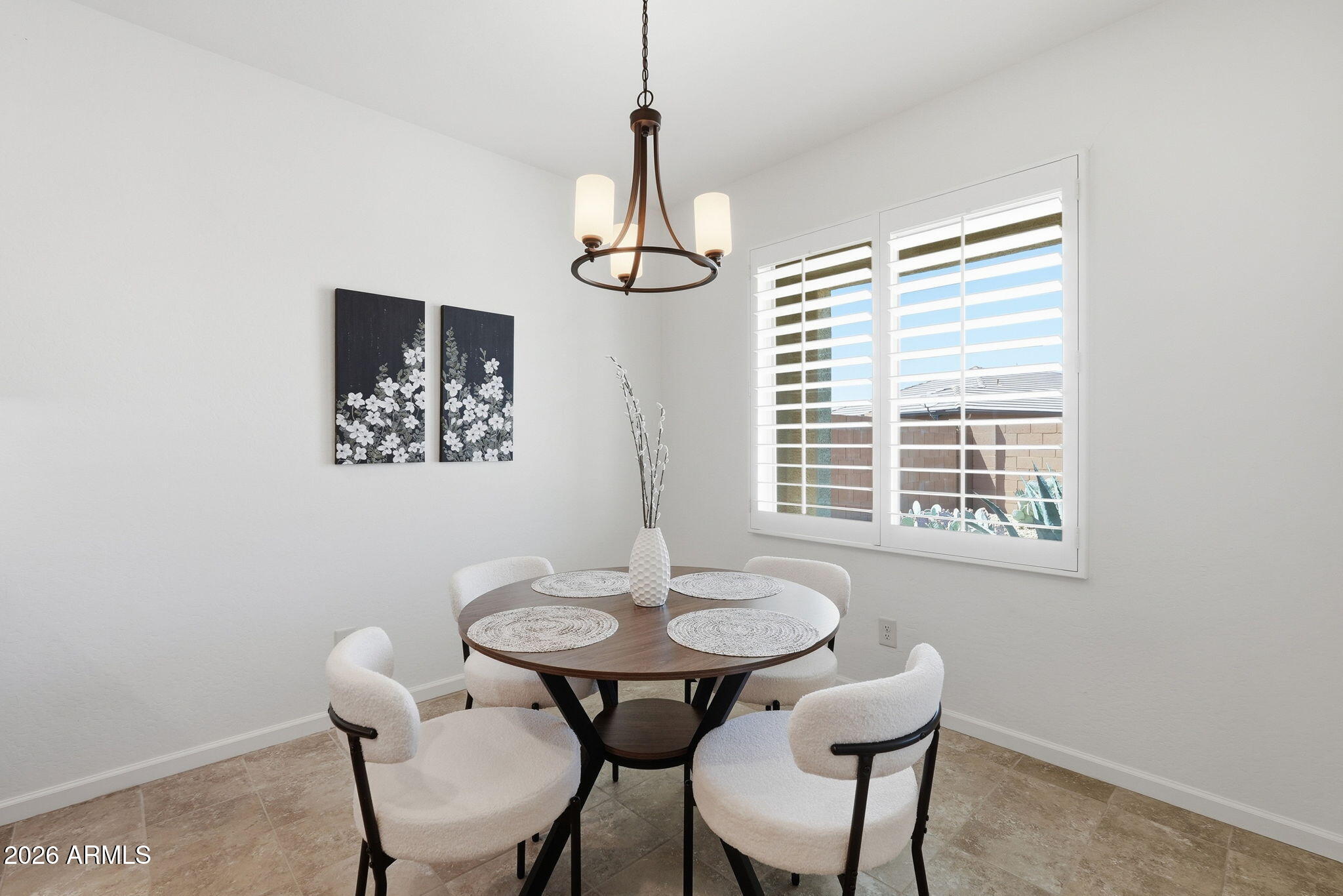 4104 W SPOTTED PONY Way