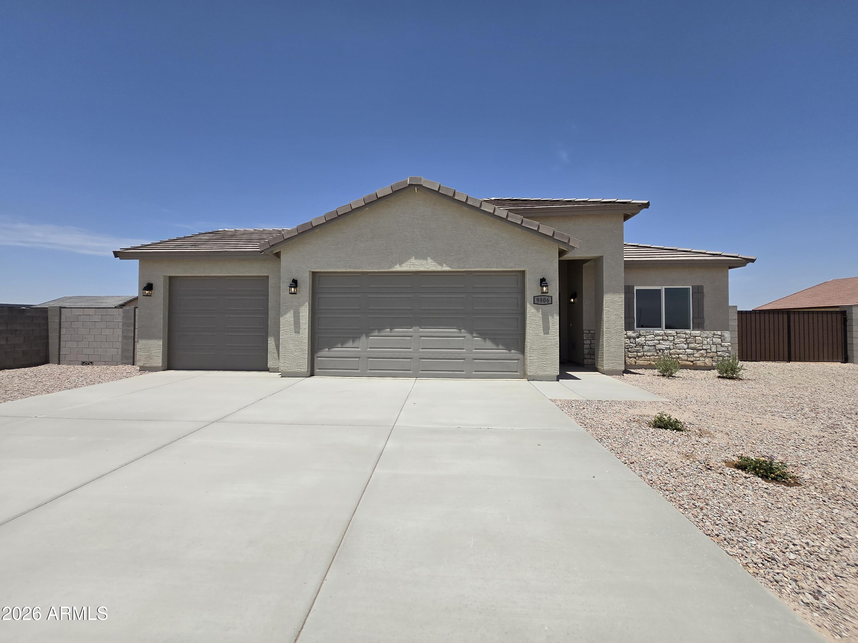 9745 W APPALOOSA Trail