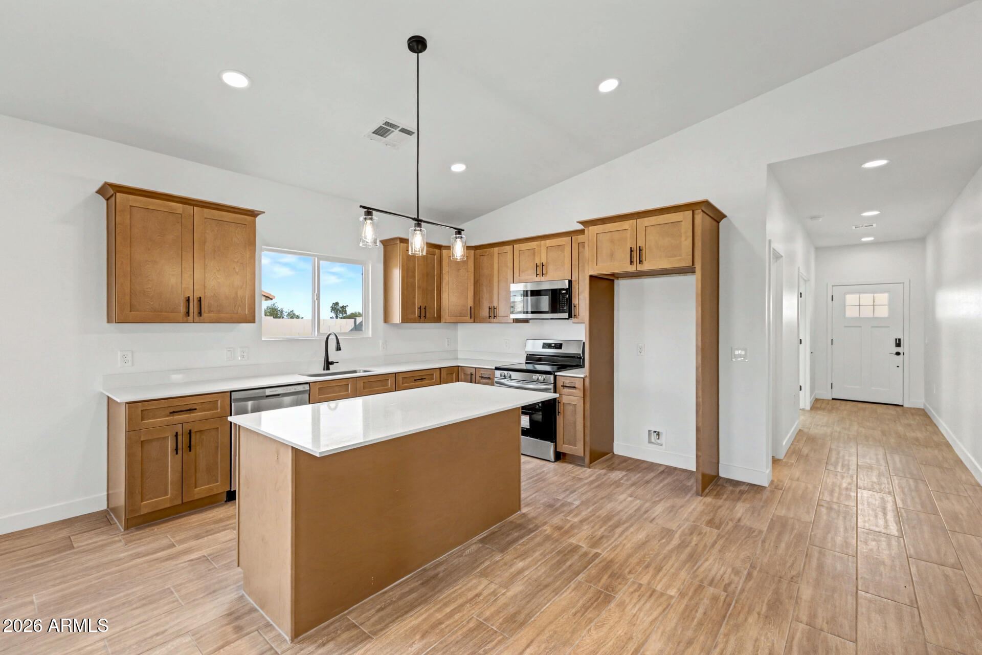 9806 W APPALOOSA Trail