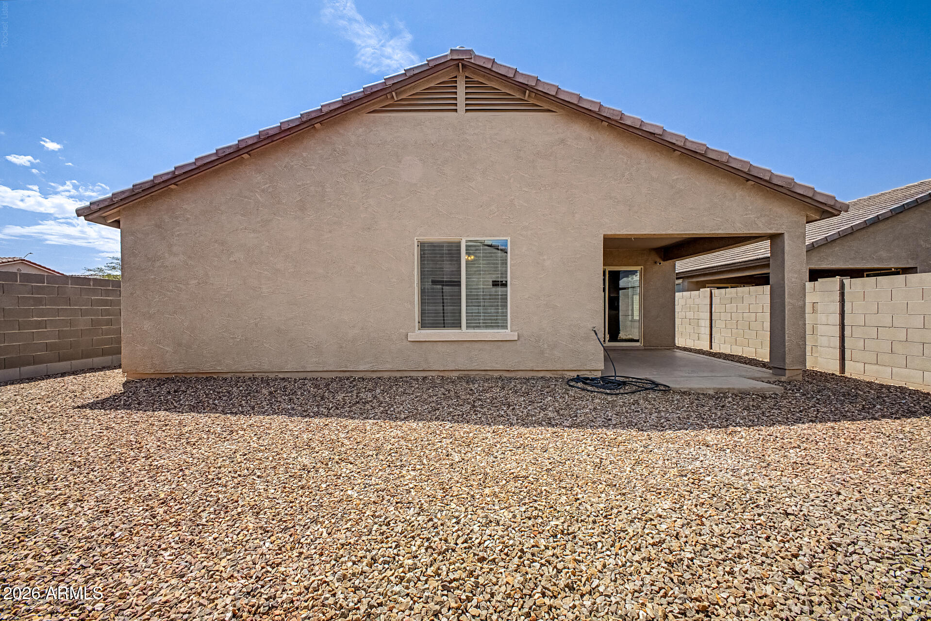 726 W JARDIN Drive