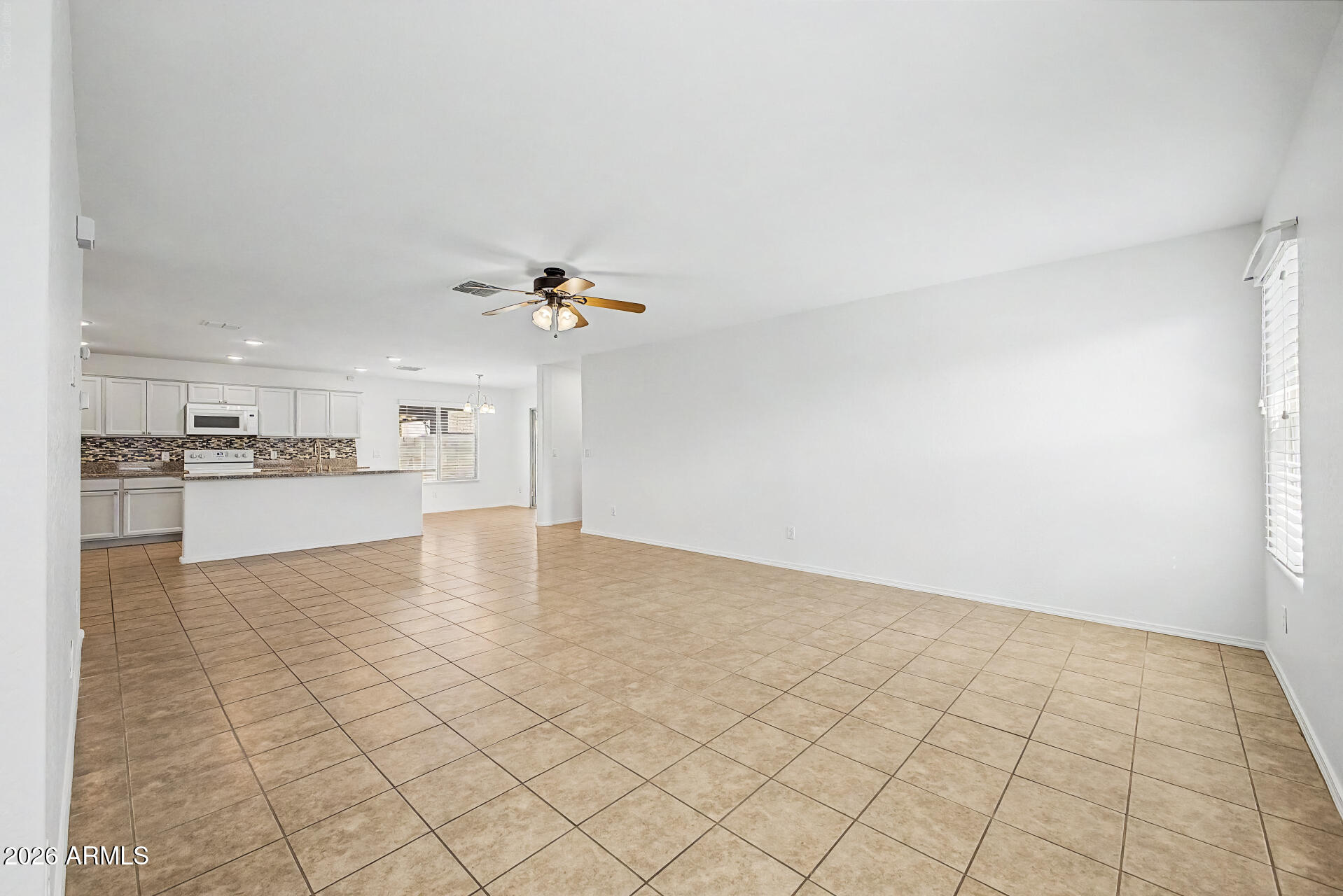 726 W JARDIN Drive
