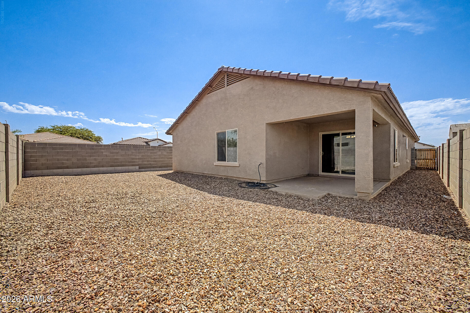 726 W JARDIN Drive