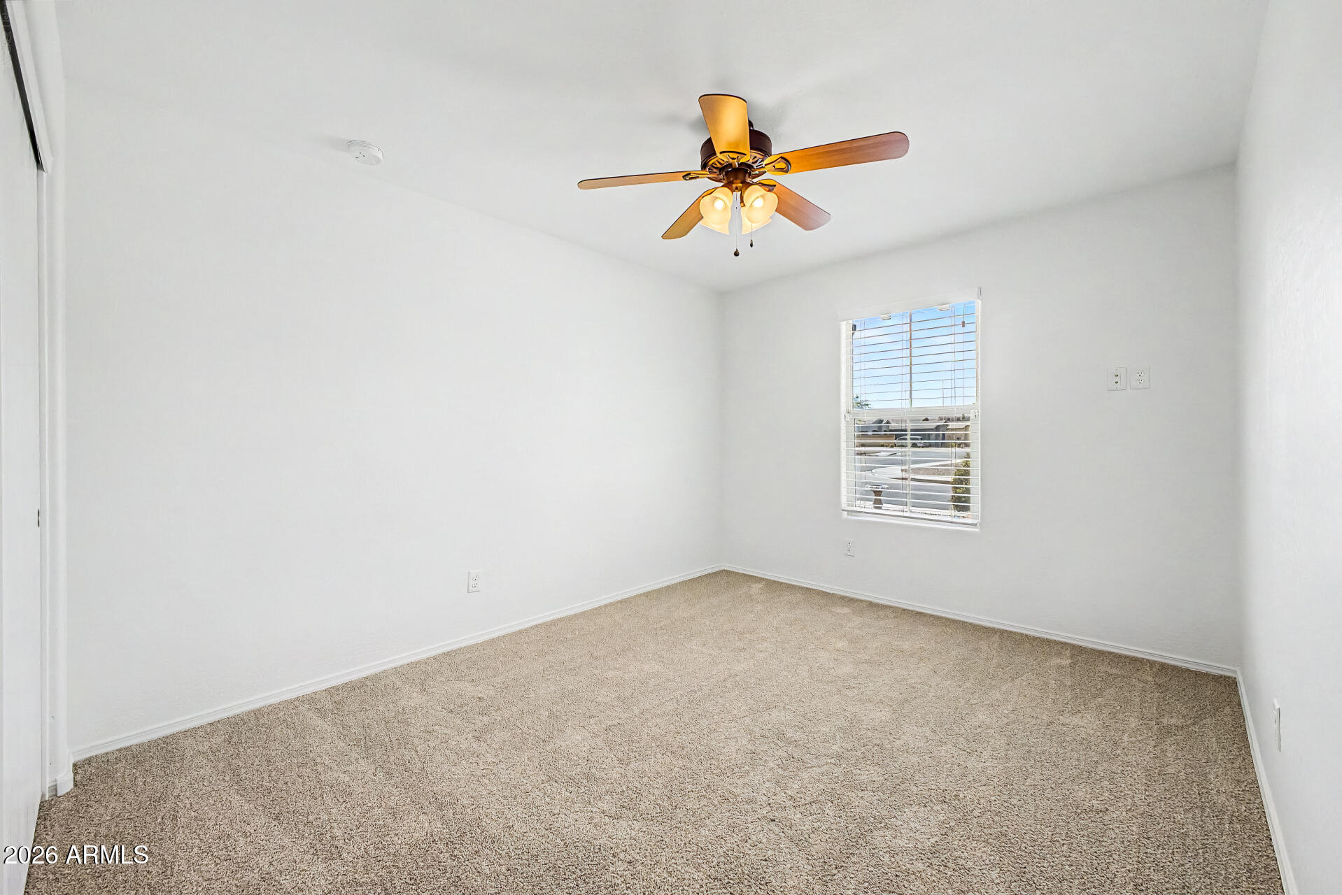 726 W JARDIN Drive