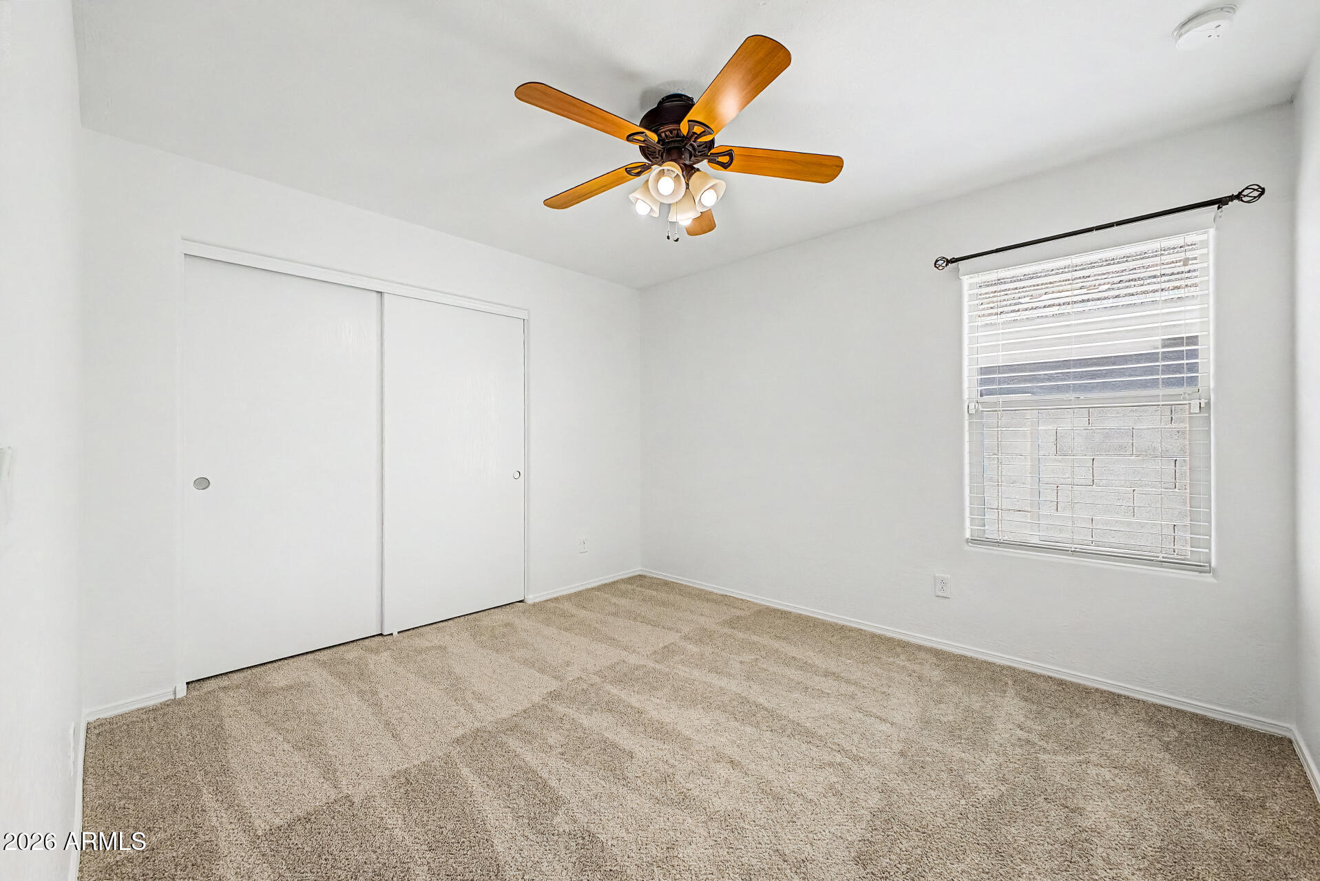 726 W JARDIN Drive
