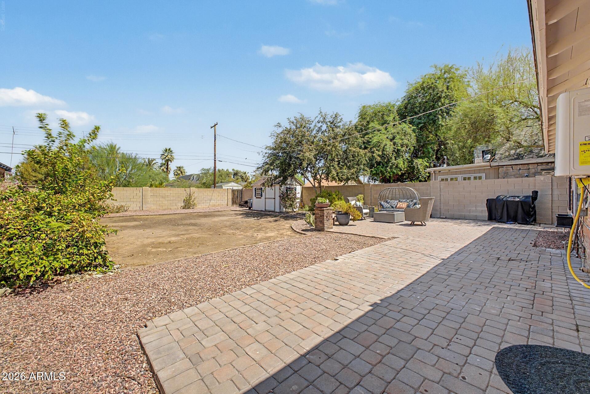 1530 W CULVER Street