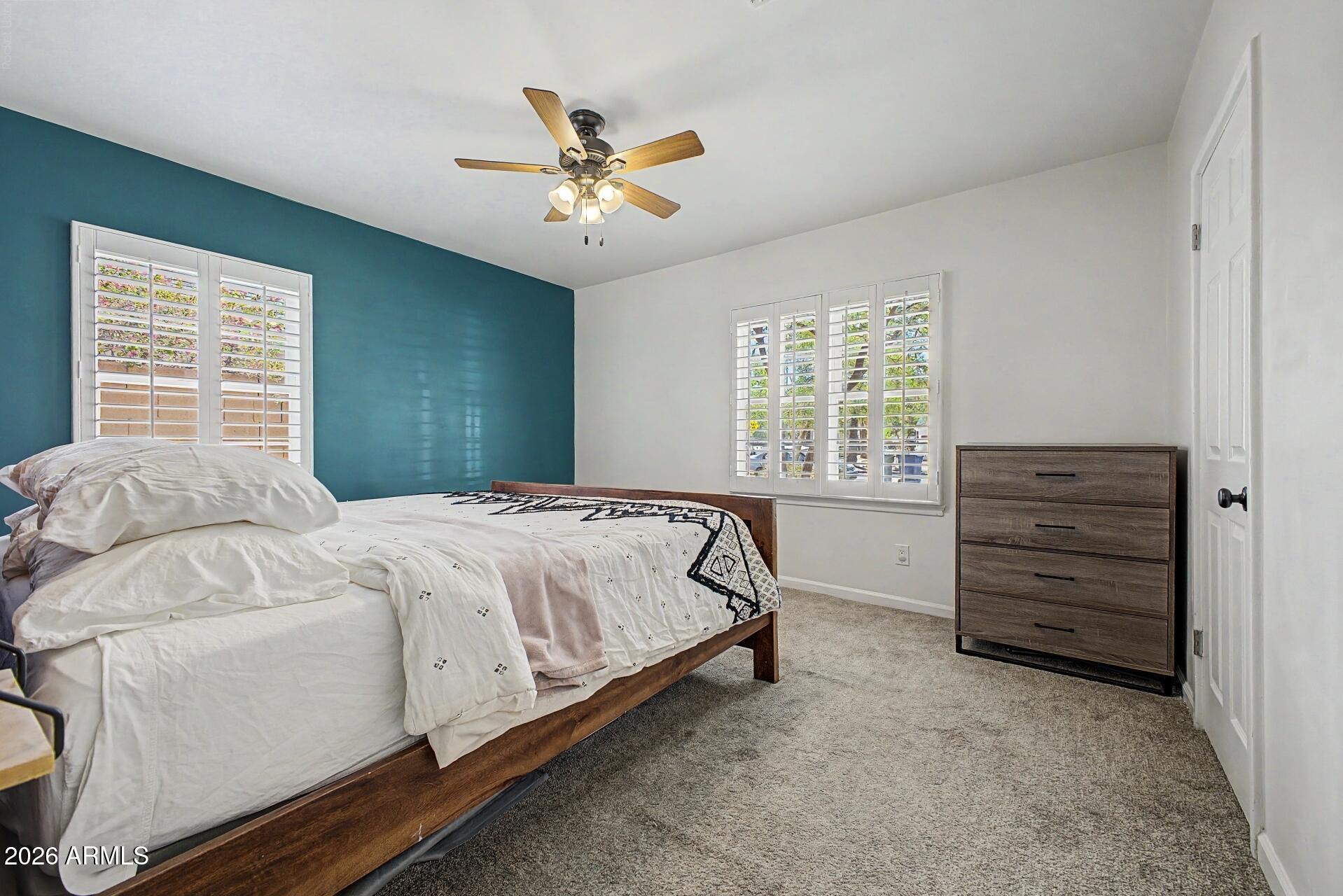 1530 W CULVER Street