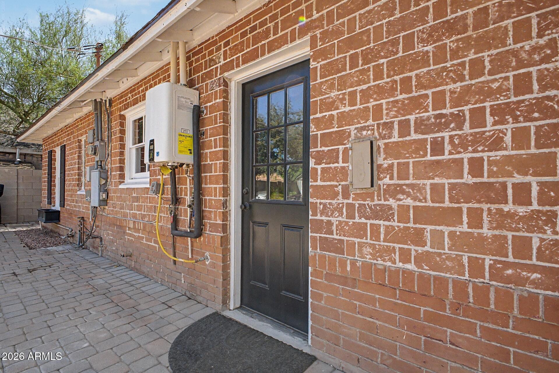 1530 W CULVER Street