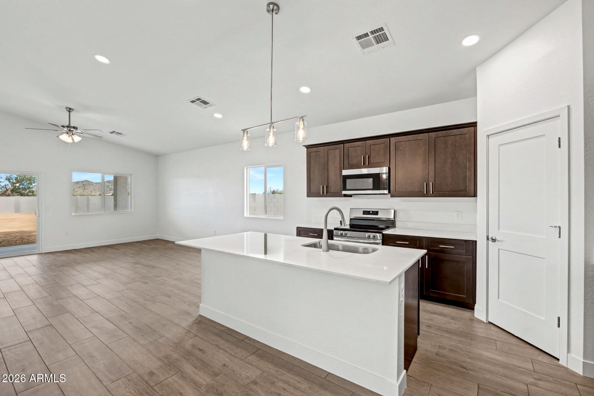 9787 W APPALOOSA Trail