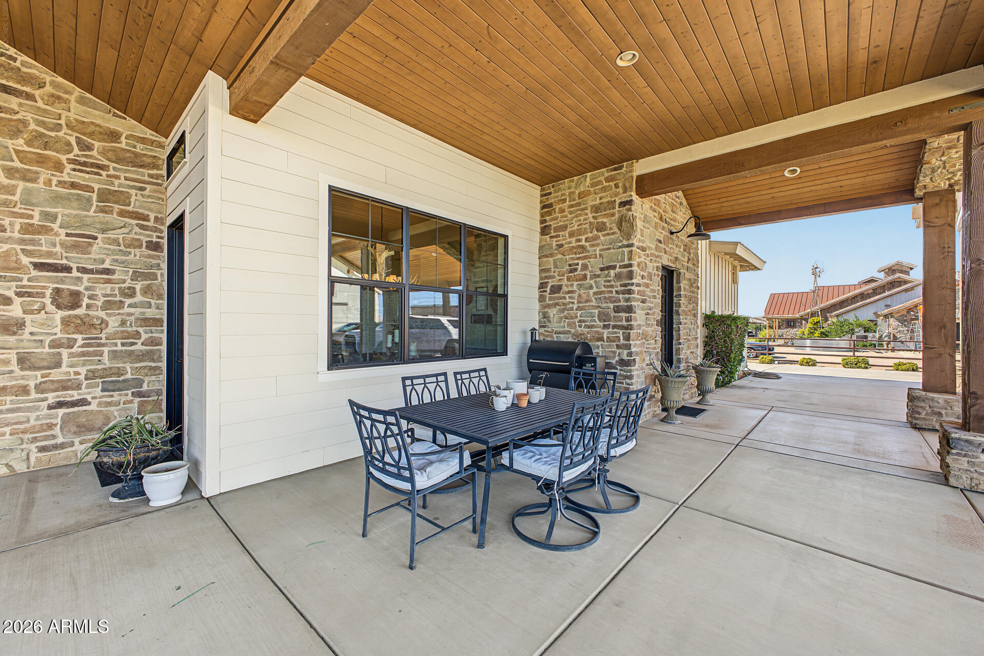 21762 E CLOUD Road