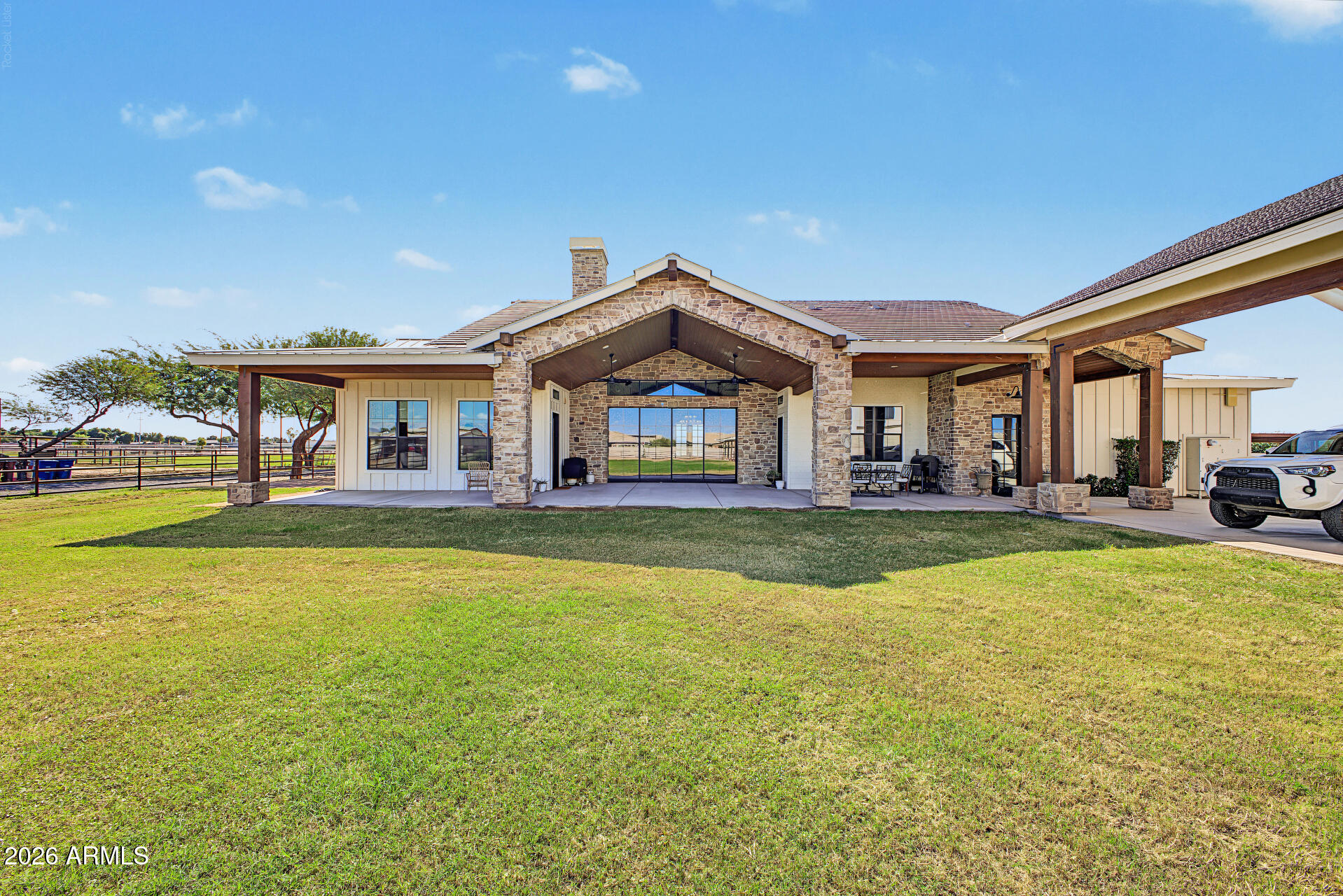 21762 E CLOUD Road