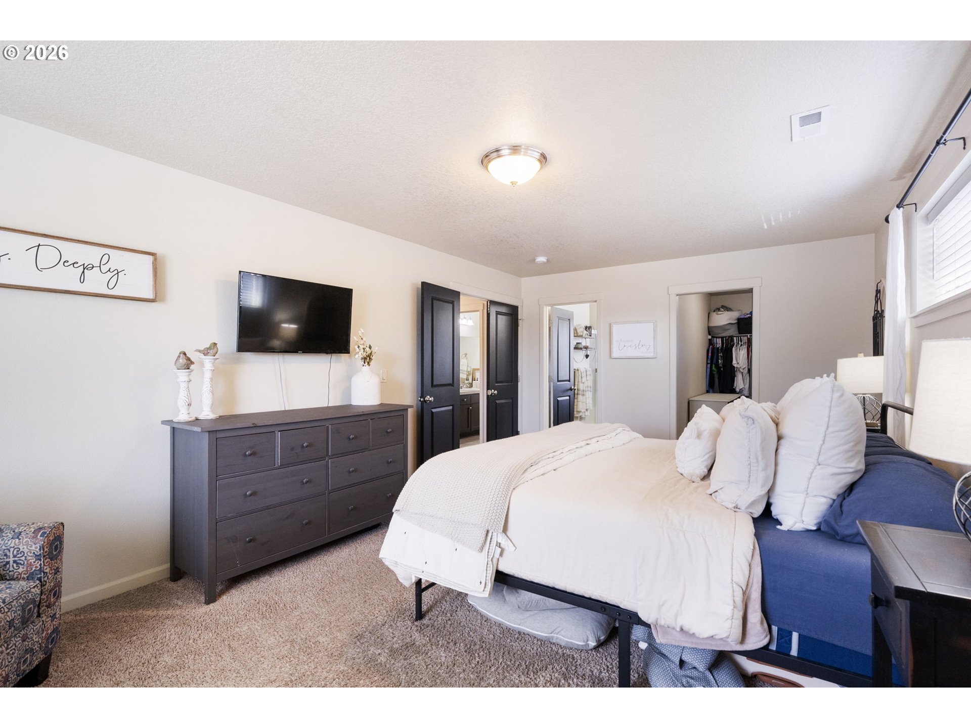 735 GARDEN CT