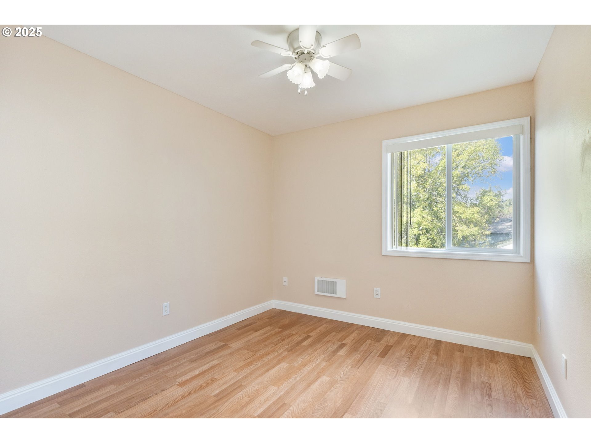 23127 NE ARATA RD, Wood Village