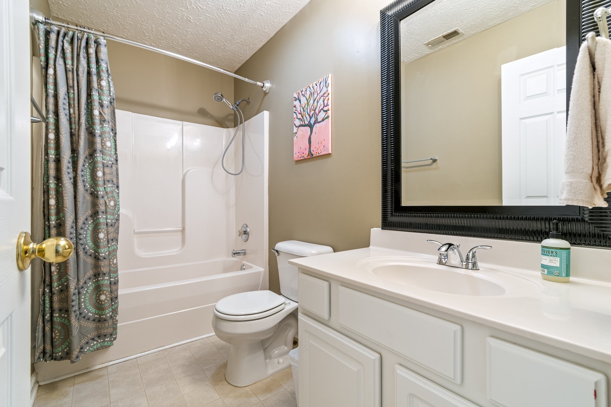 3148 Hidden Creek Dr