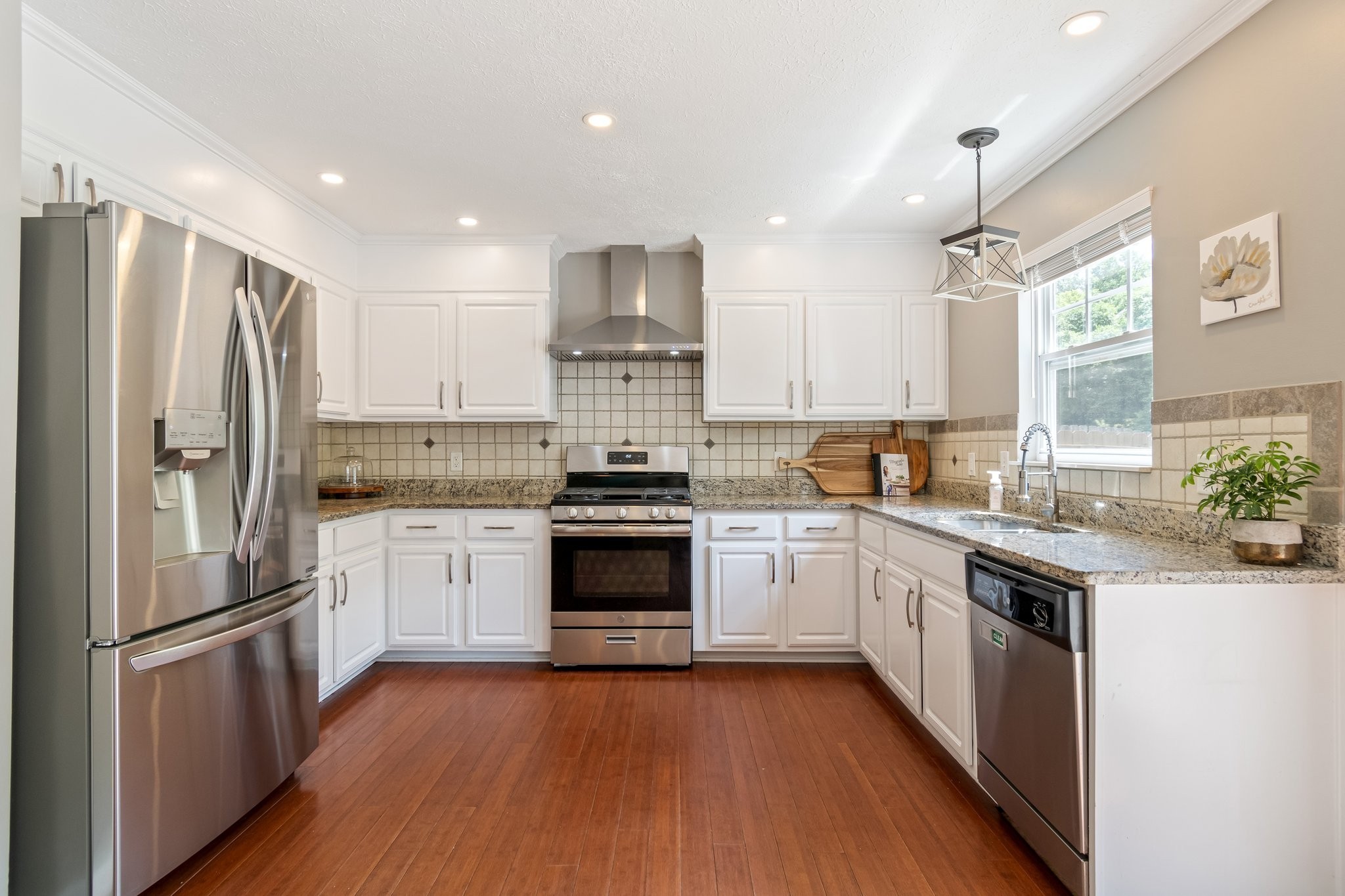 3148 Hidden Creek Dr