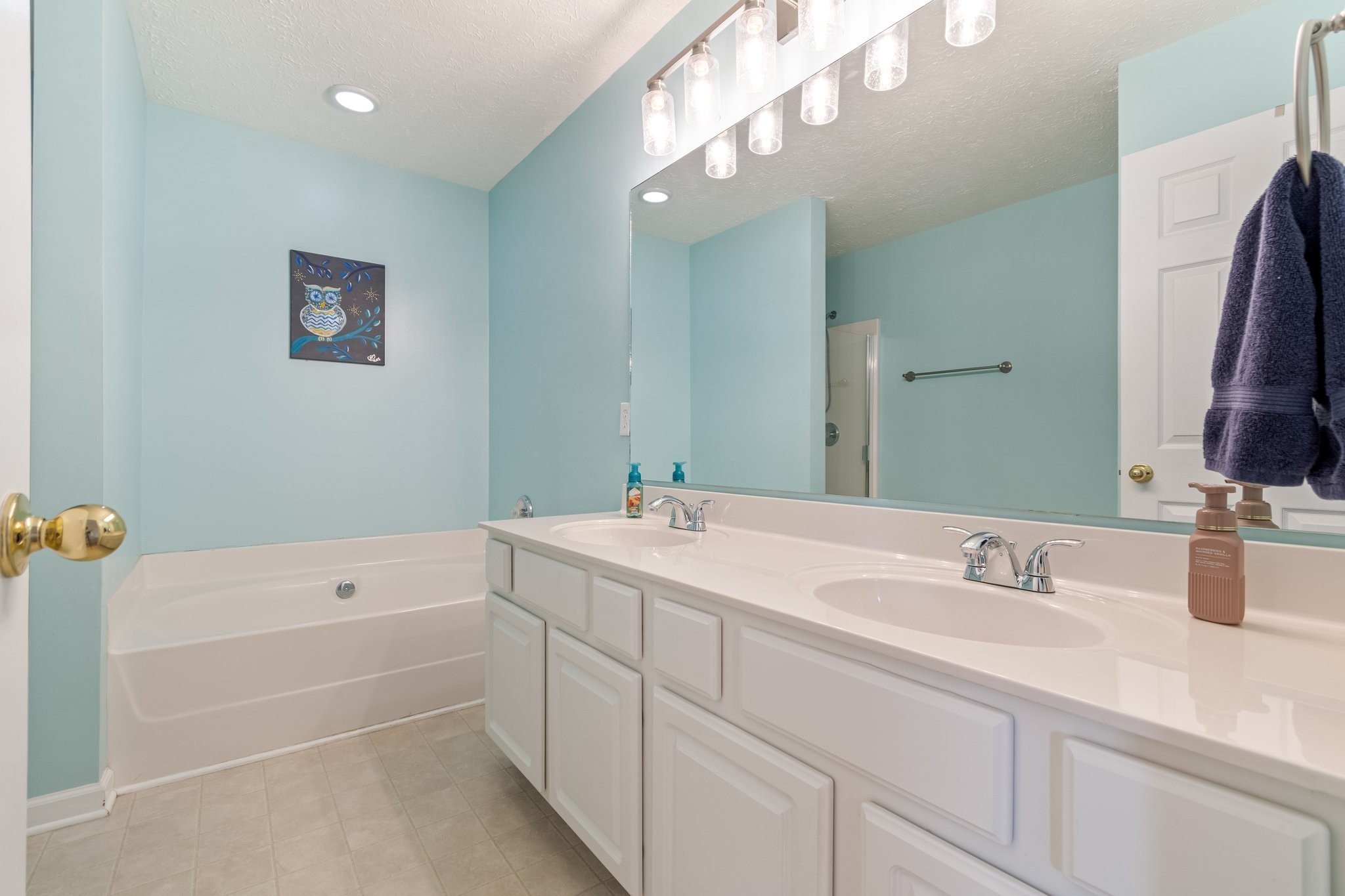 3148 Hidden Creek Dr