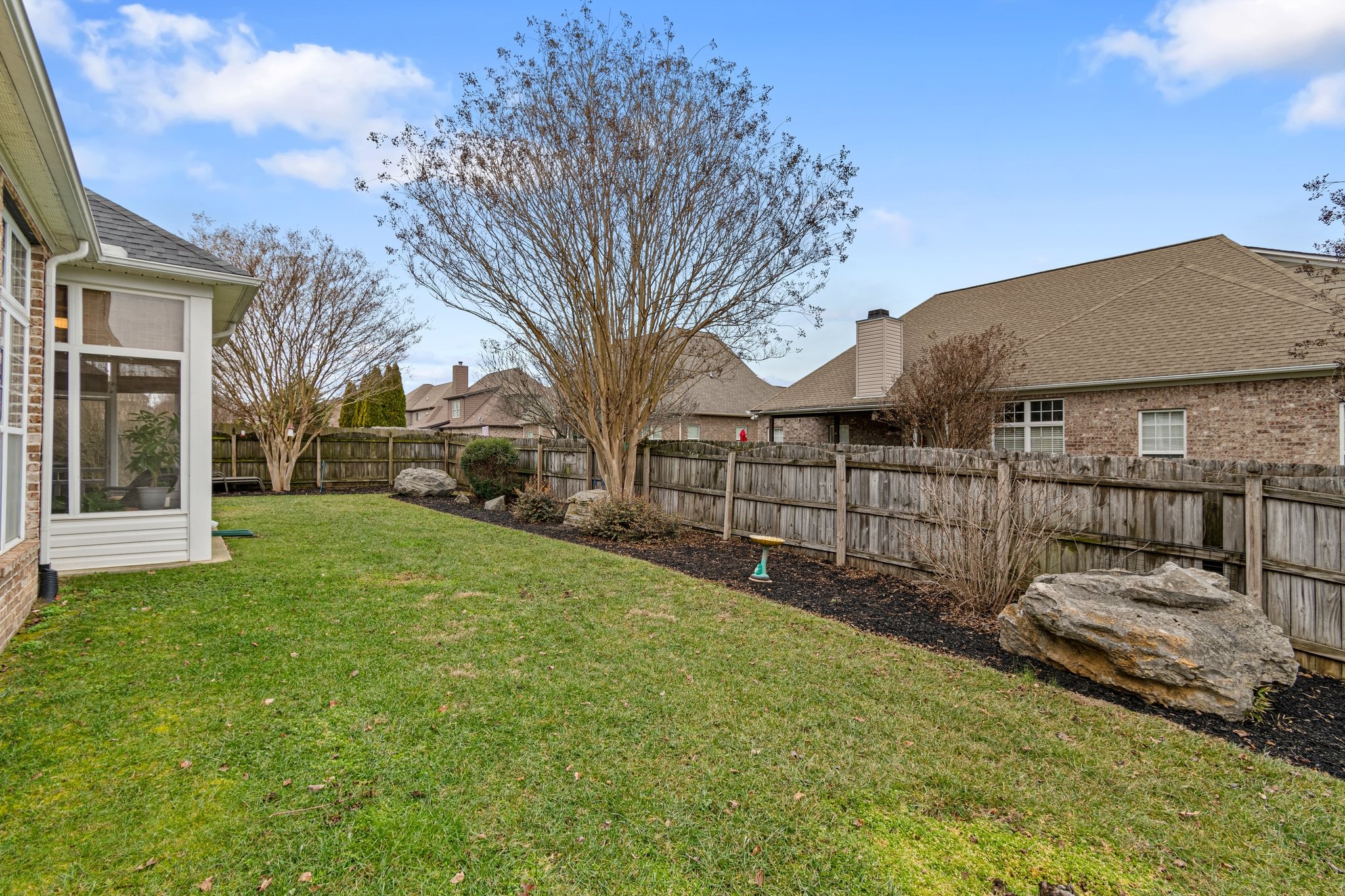 1072 Nealcrest Cir