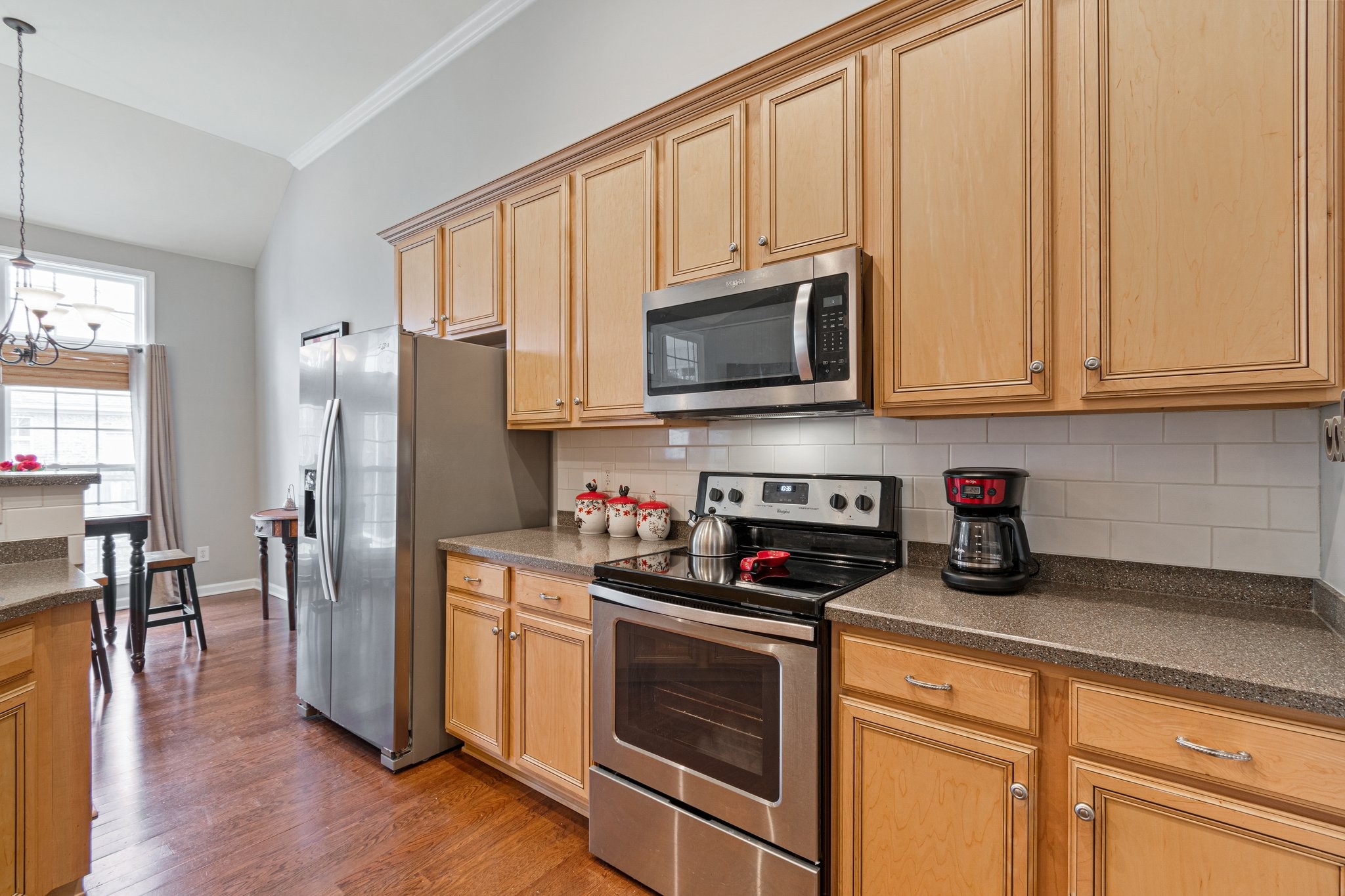 1072 Nealcrest Cir