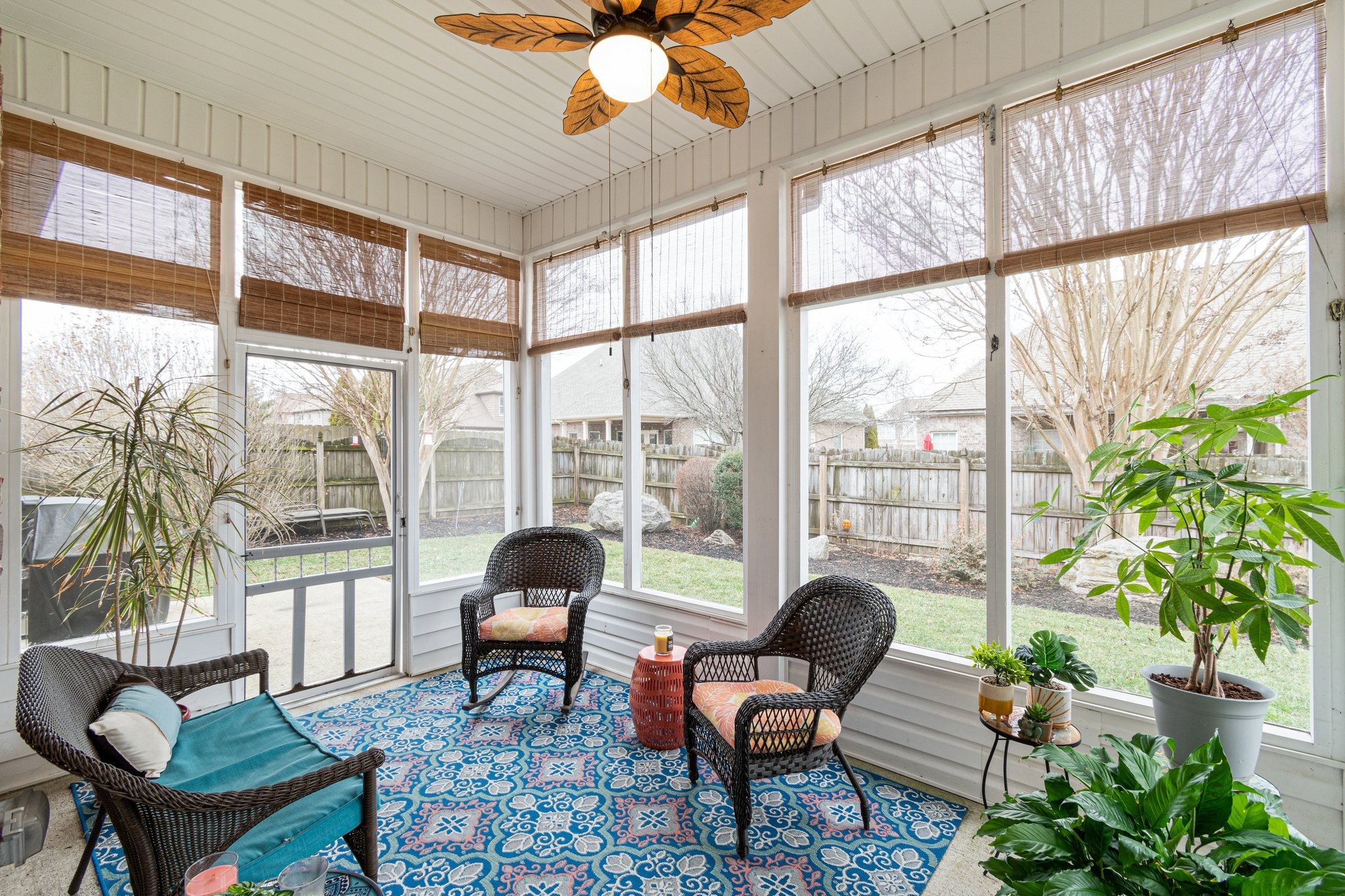 1072 Nealcrest Cir