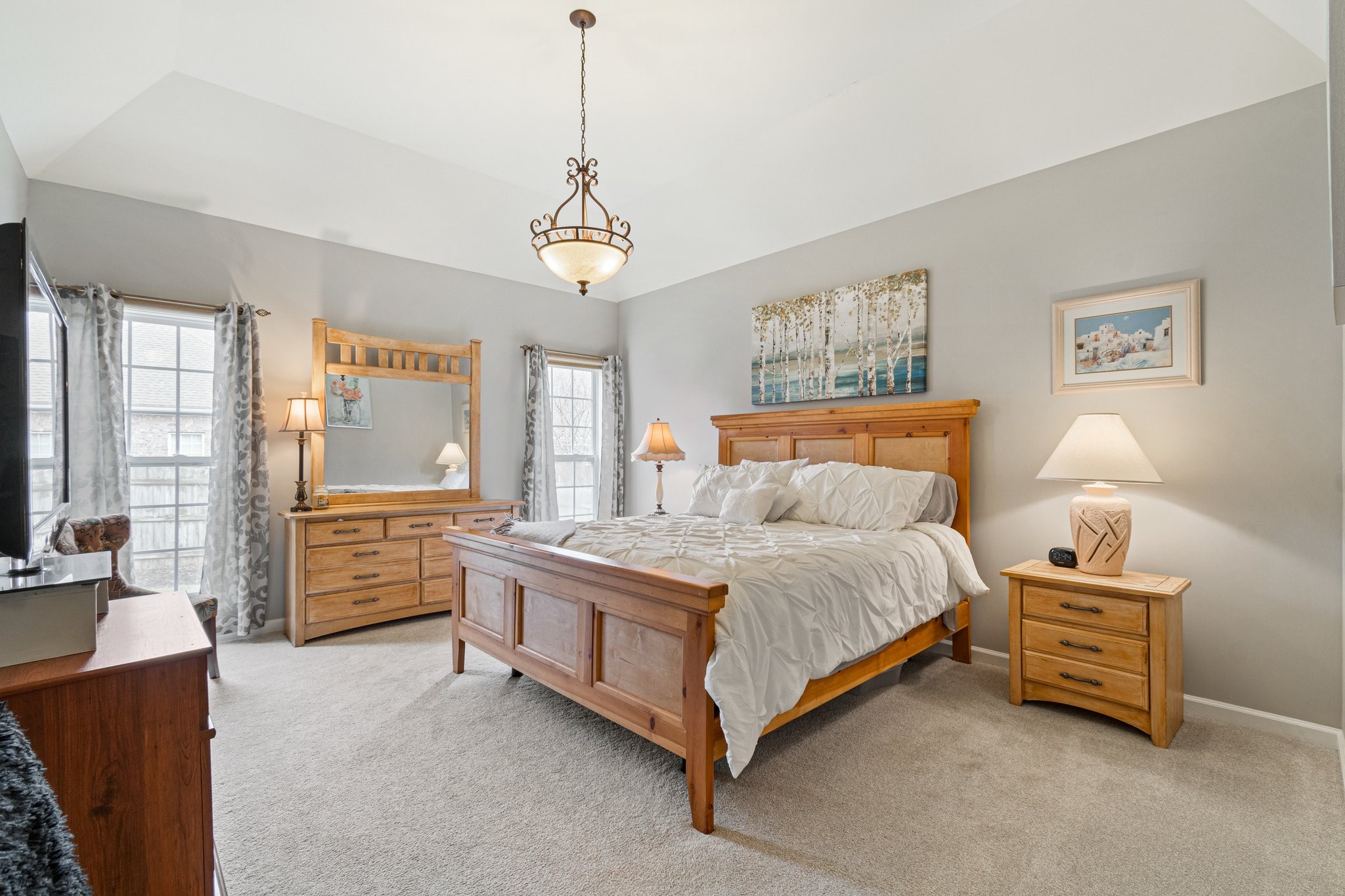 1072 Nealcrest Cir