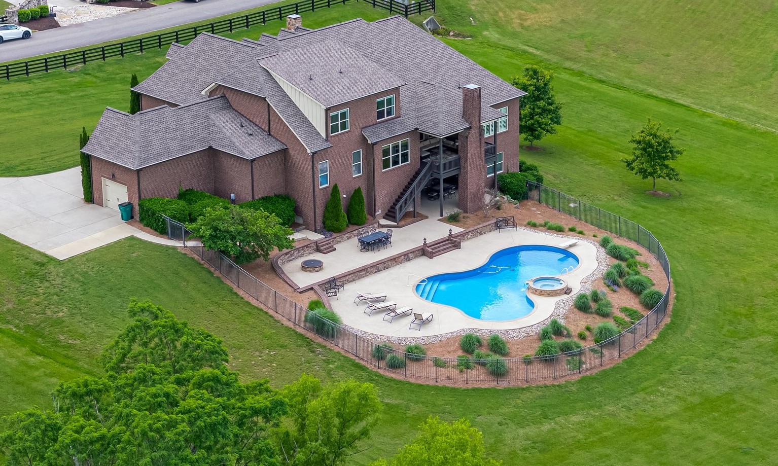 6516 Brandon Park Way