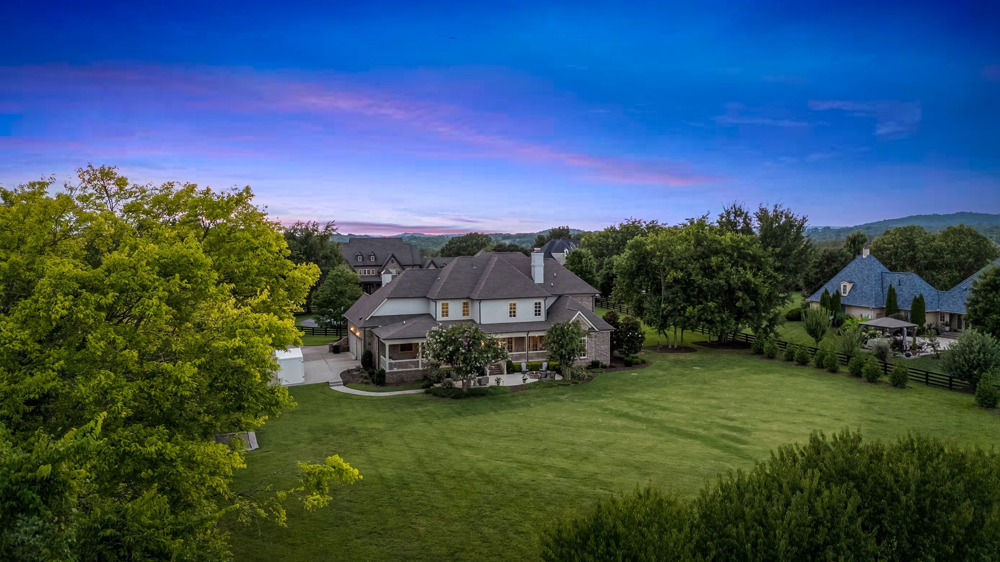 5540 Hawks Landing Dr