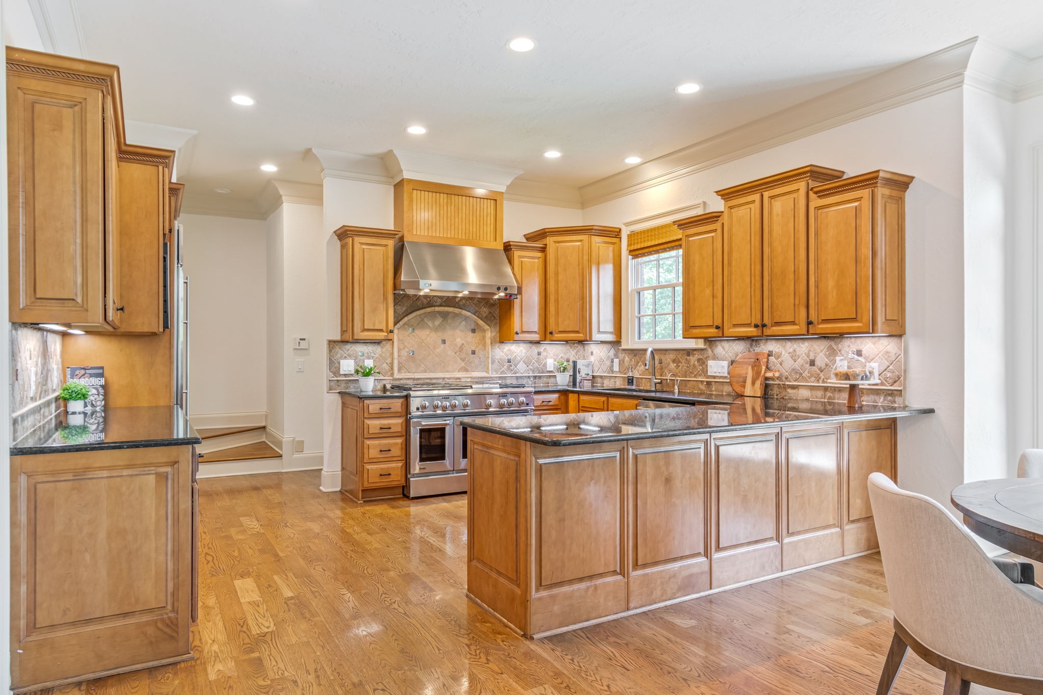 405 Lake Valley Dr