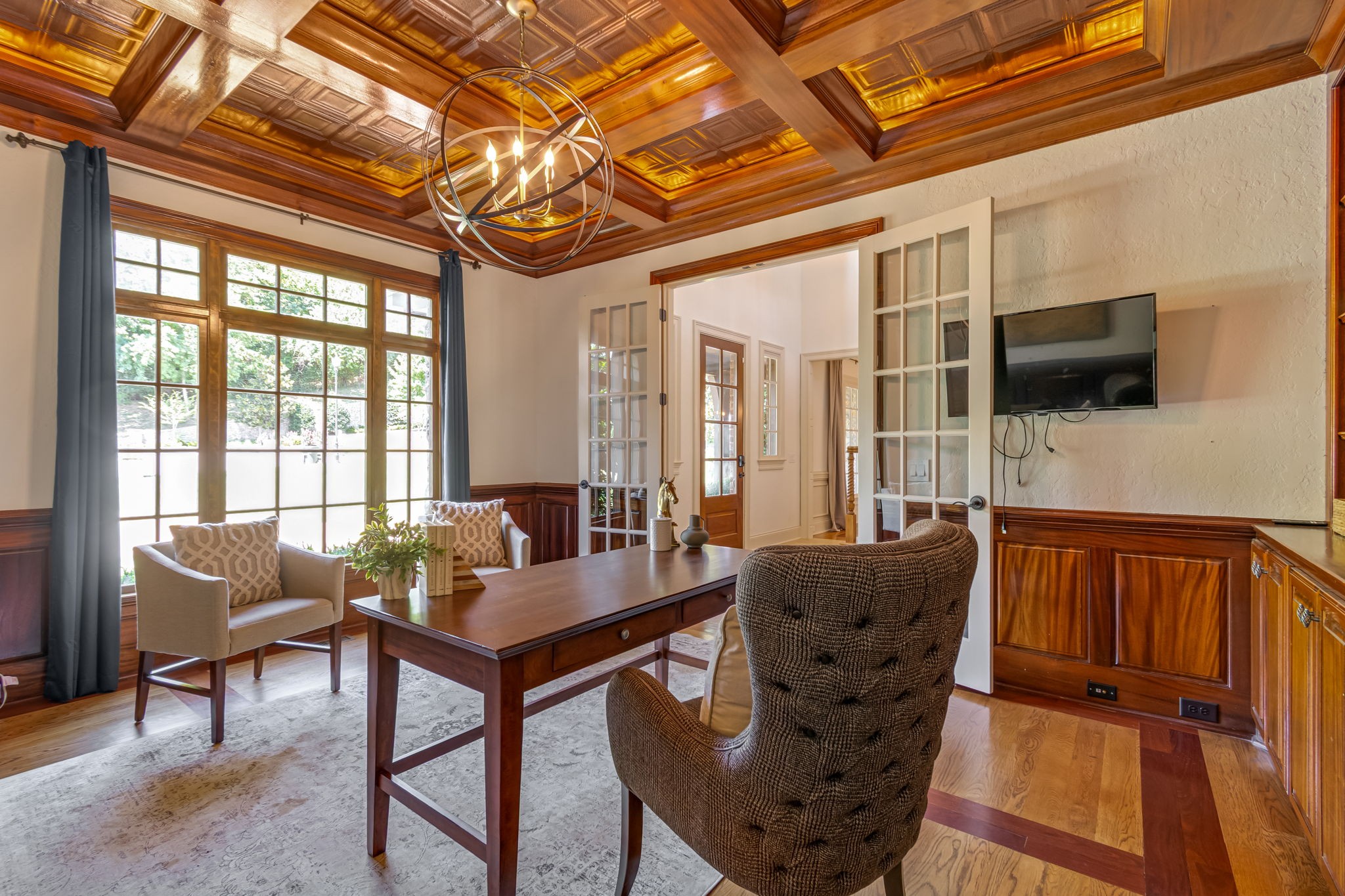 405 Lake Valley Dr