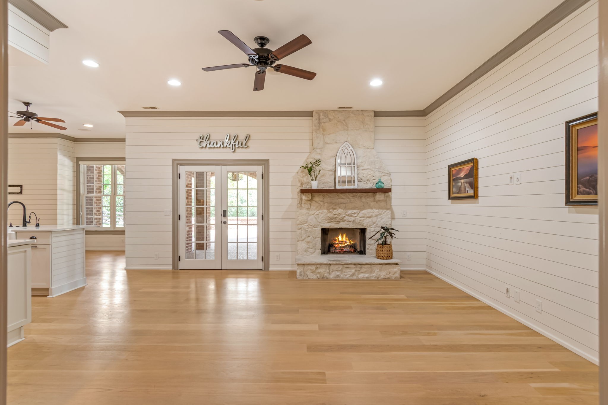 405 Lake Valley Dr
