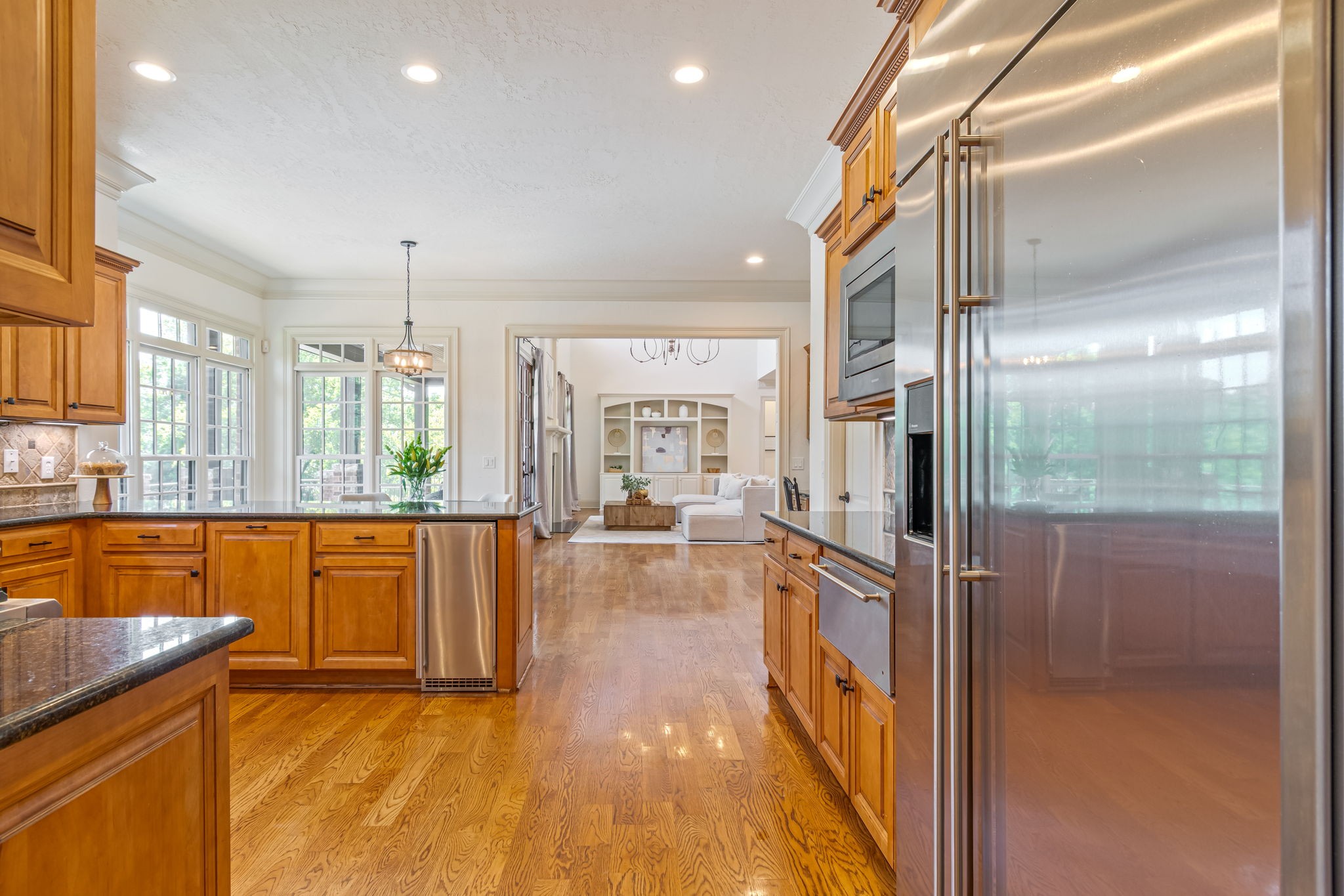 405 Lake Valley Dr