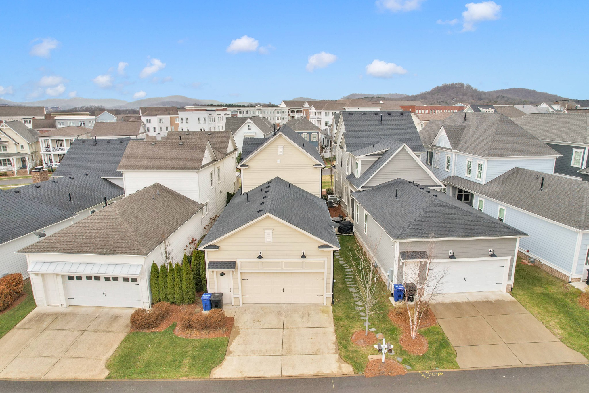 2012 General Martin Ln