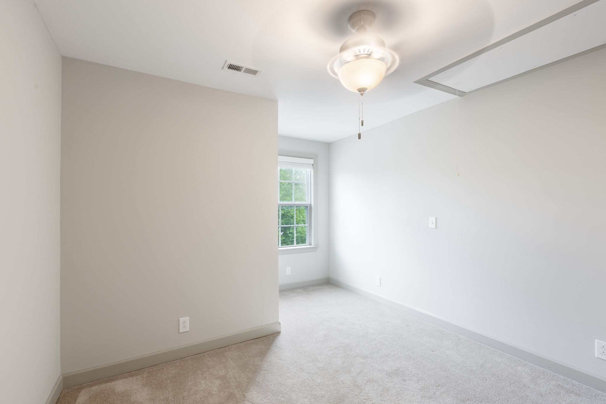 2342 N Tennessee Blvd Unit: 1403