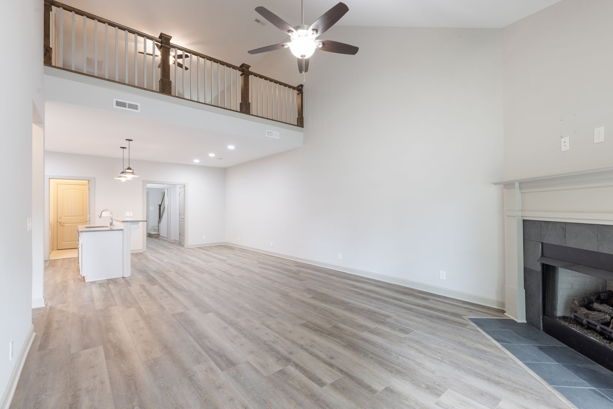 2342 N Tennessee Blvd Unit: 1403