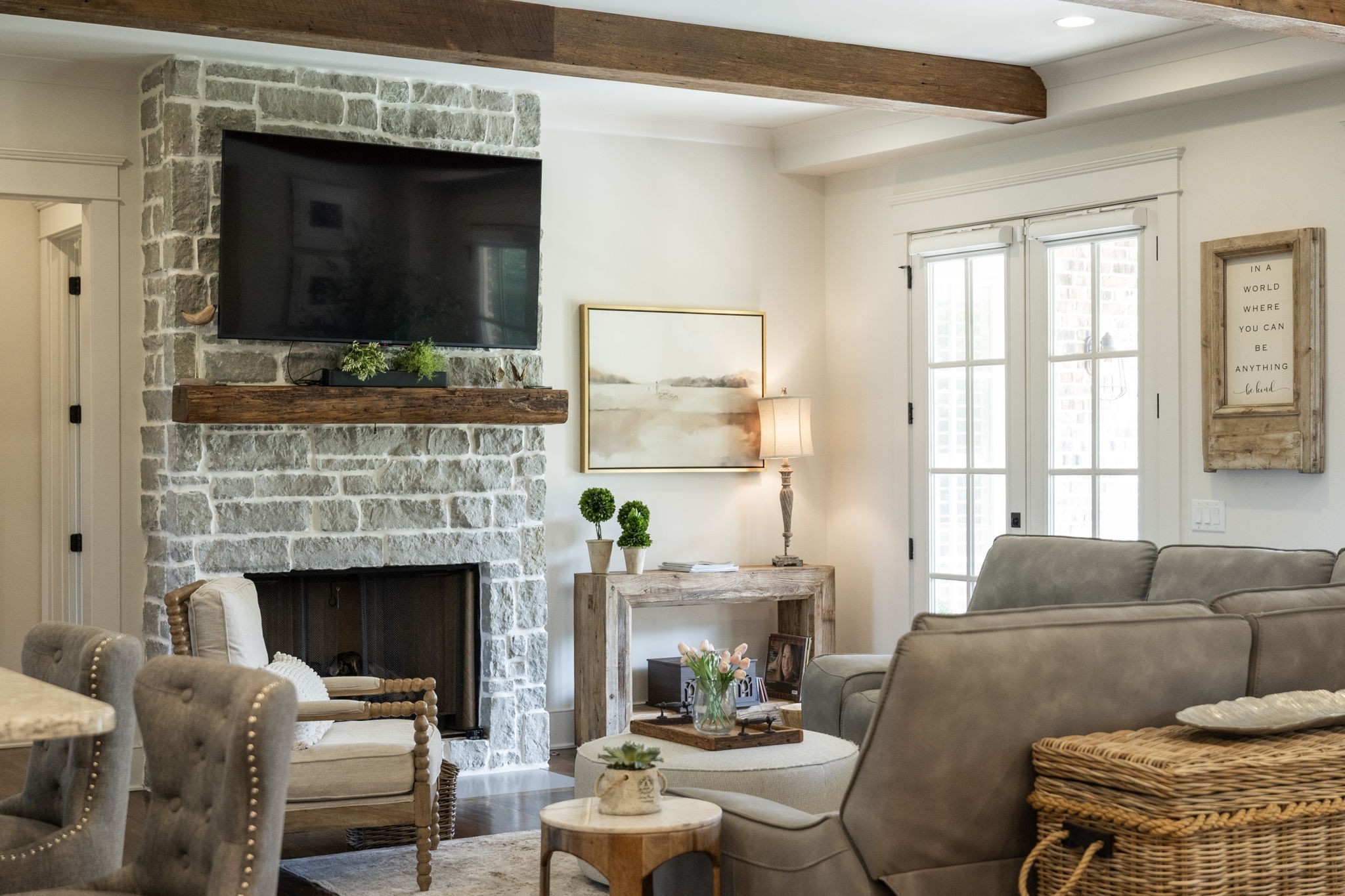 5540 Hawks Landing Dr