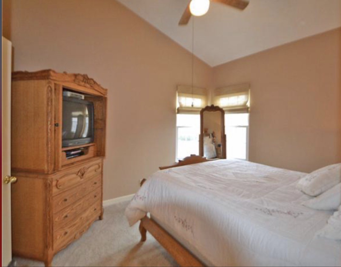 107 Meridian Ct