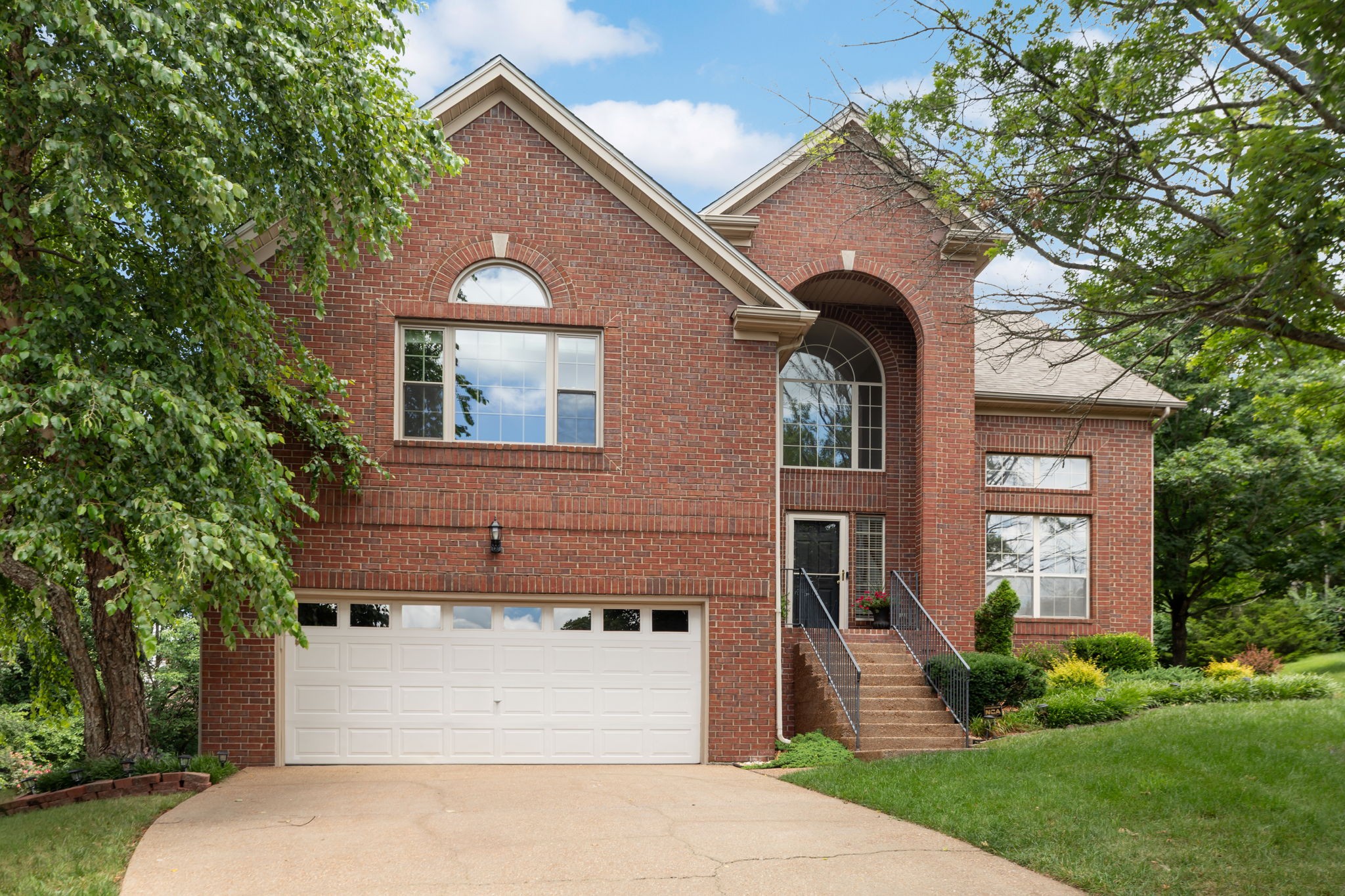 200 Bateman Ave