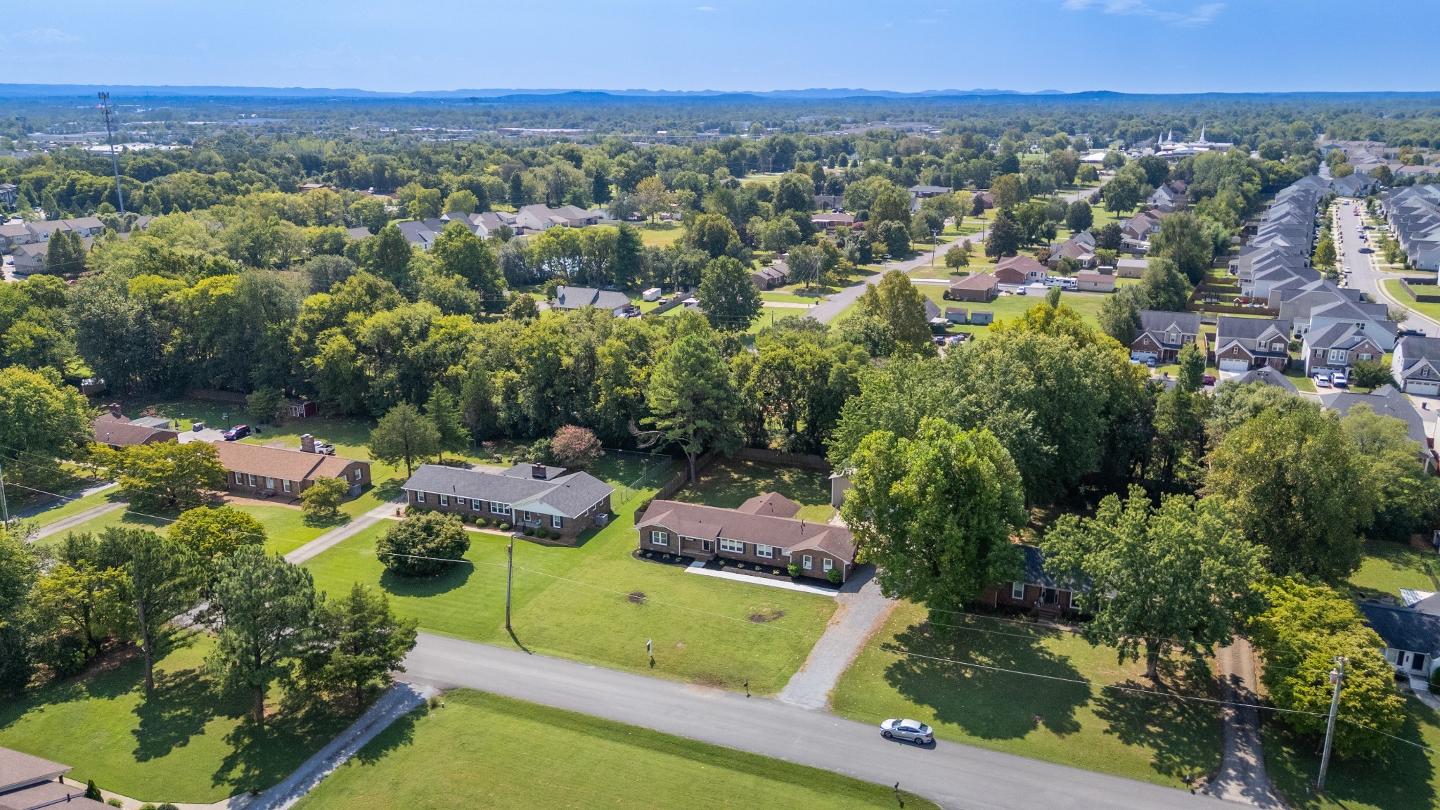 2353 Braxton Bragg Dr